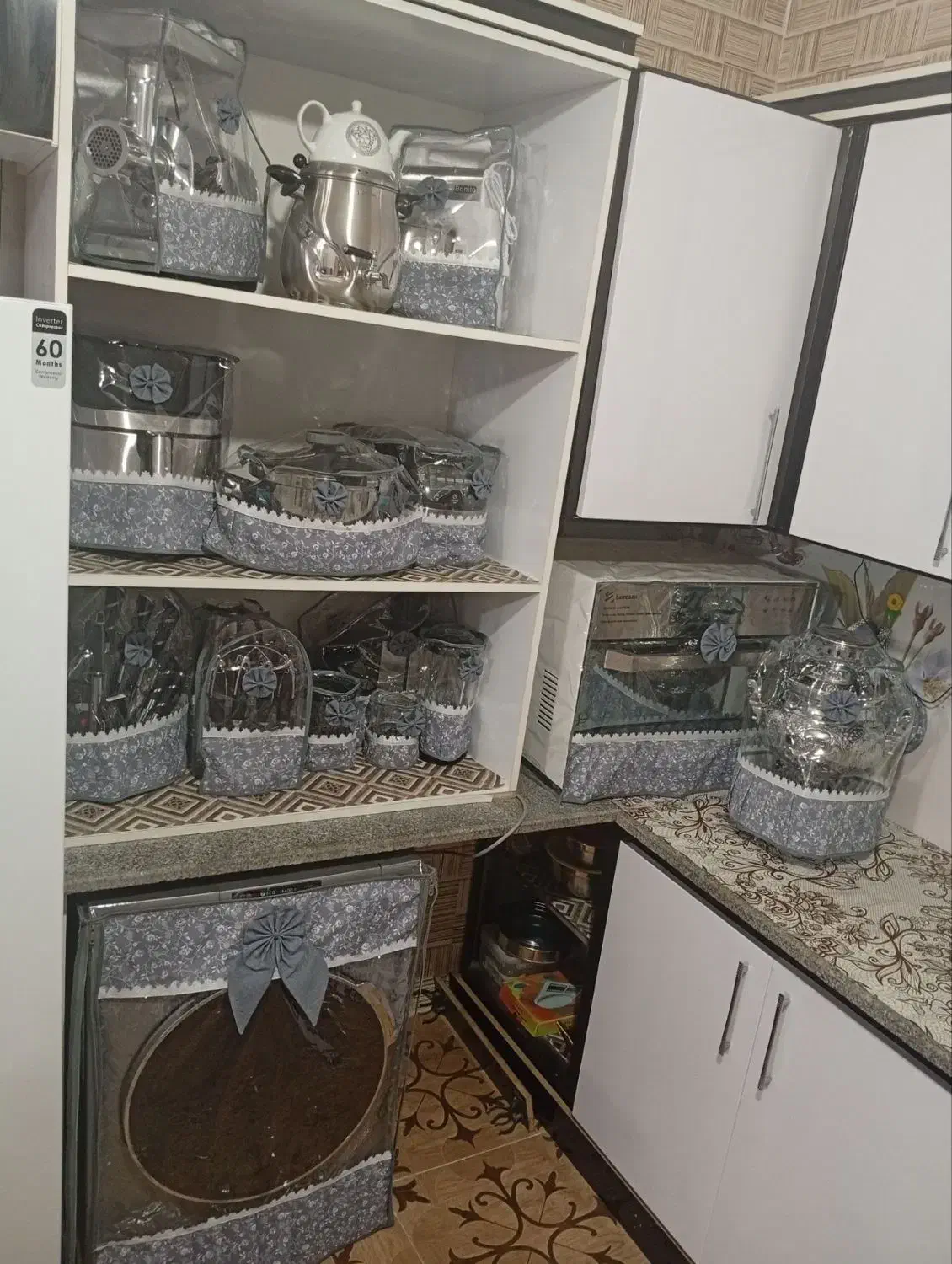 نظم دهنده وکاور|سفره، حوله، دستمال آشپزخانه|بندر گناوه, |دیوار