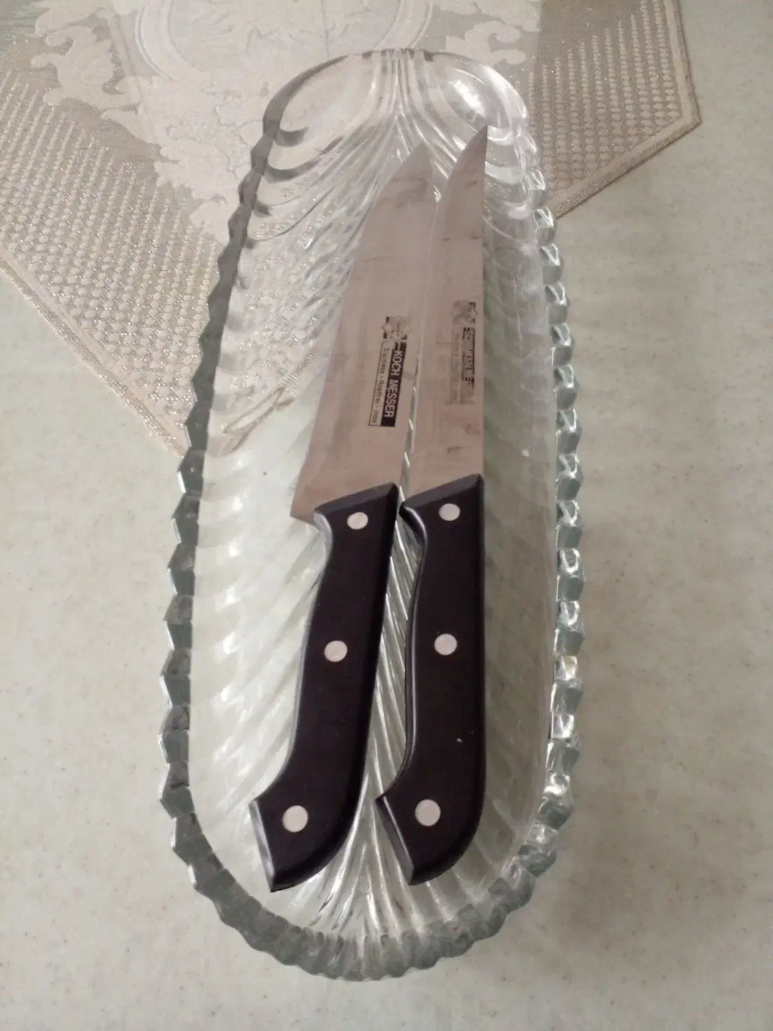 رولت خوری همراه با دوتا چاقو|ظروف سرو و پذیرایی|سمنان, |دیوار