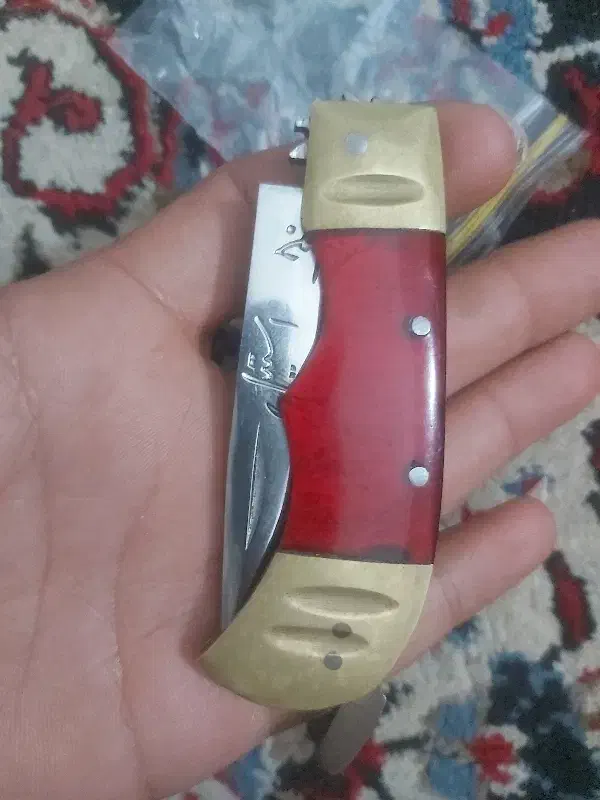 چاقو|کلکسیون اشیاء عتیقه|بهبهان, |دیوار