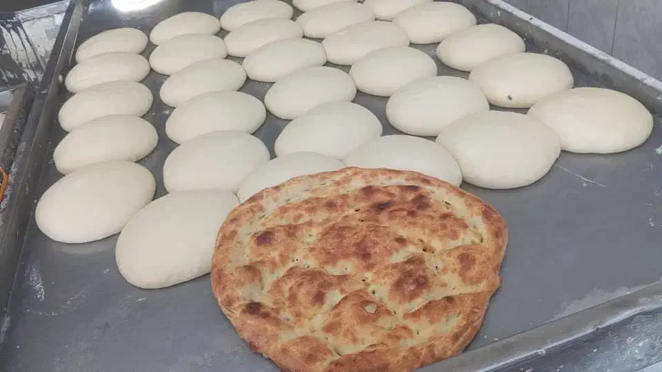 به فروشنده خانوم و آقا نیازمندیم|استخدام خدمات فروشگاه و رستوران|چابهار, |دیوار