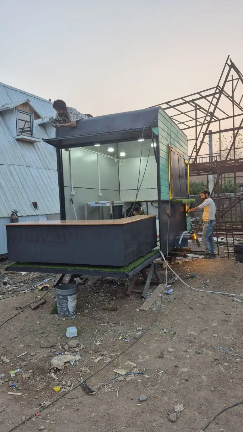 کانکس فودتراک|فروشگاه و مغازه|لاهیجان, شیشه گران|دیوار