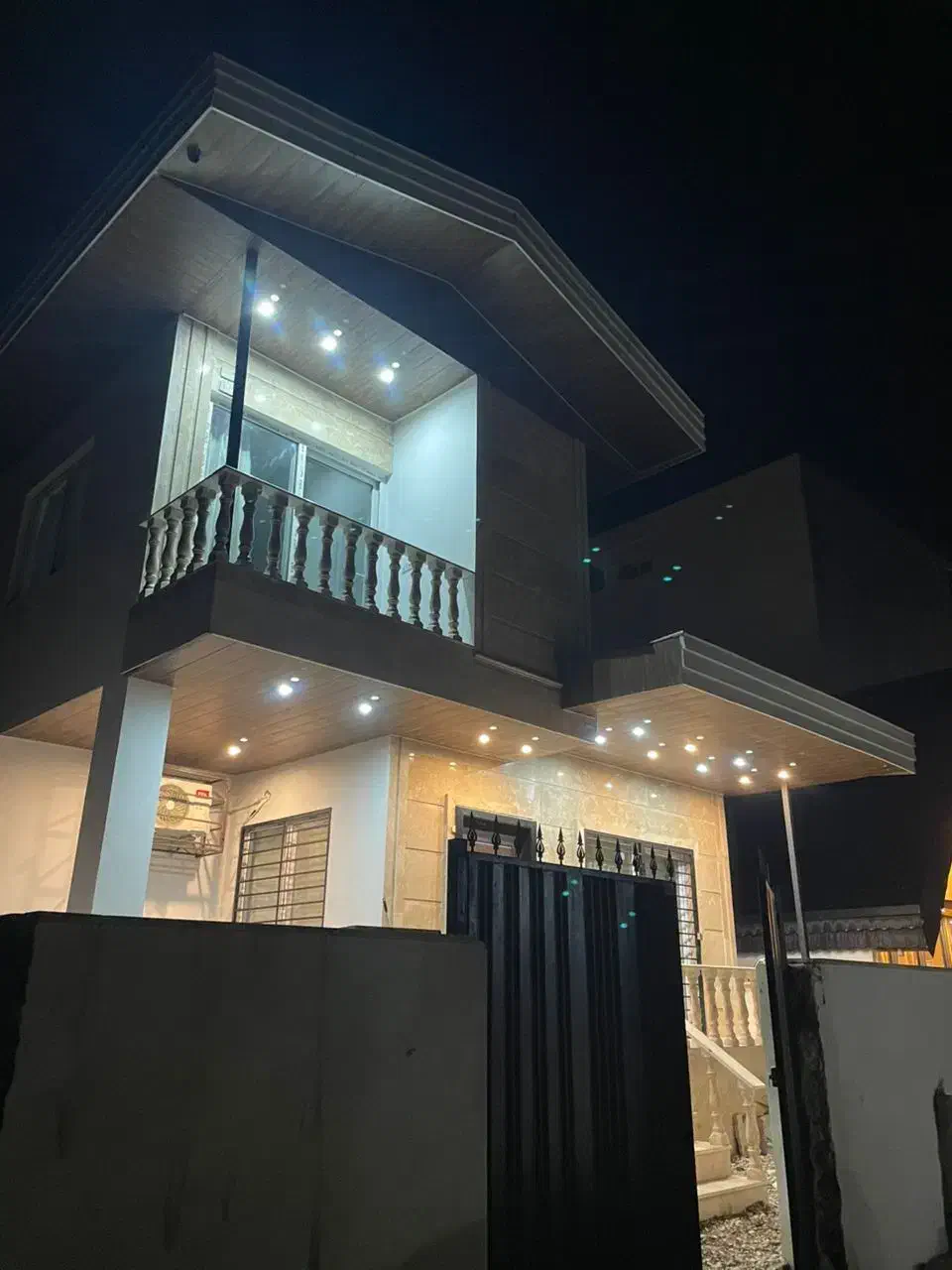 دو خواب دوبلکس دربست با بیلیارد وسیستم صوتی|اجارهٔ کوتاه‌مدت ویلا و باغ|سلمان‌شهر, |دیوار