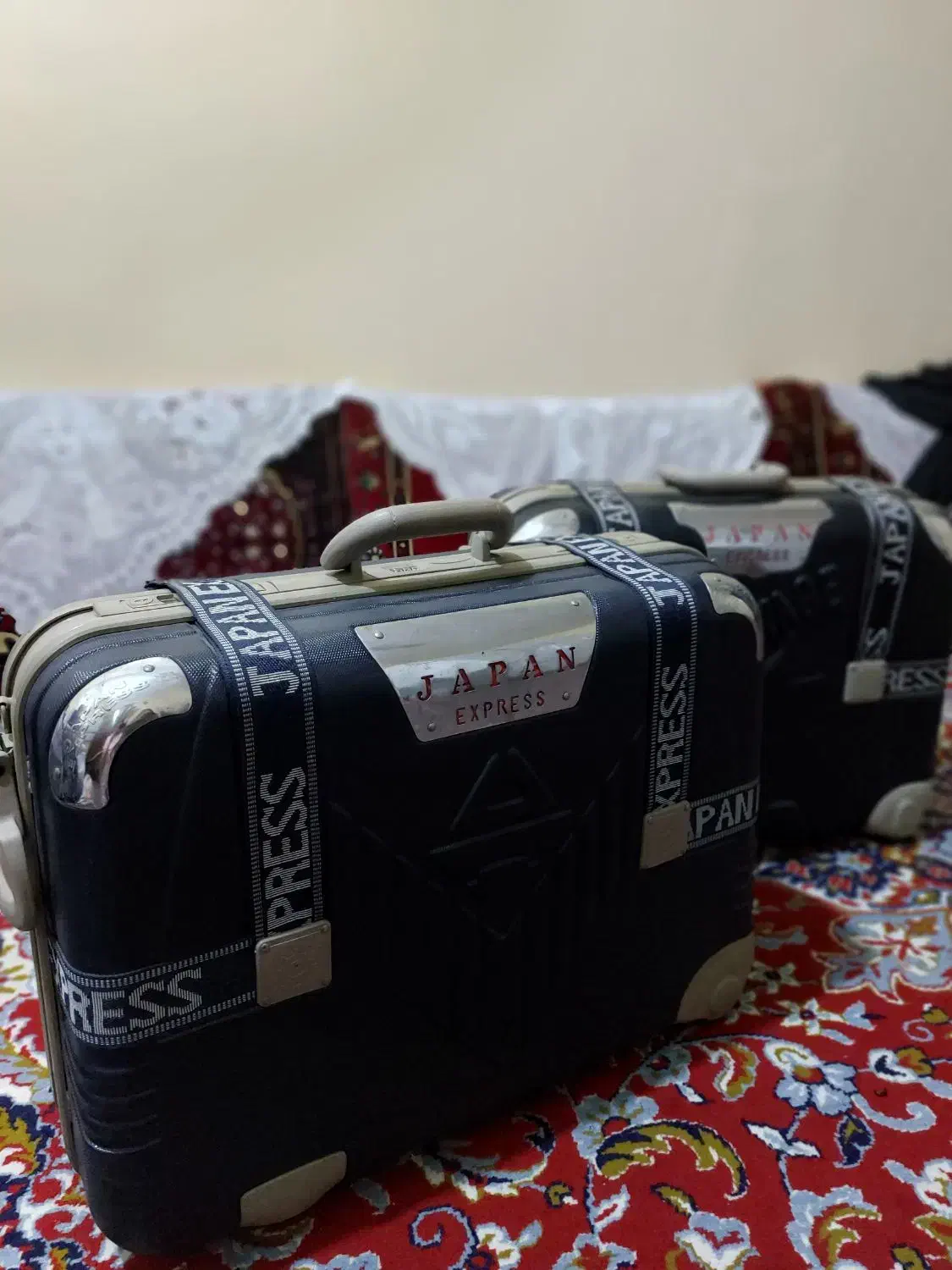 دو عدد چمدان|کیف، کفش، کمربند|اهواز, سلطانمنش|دیوار