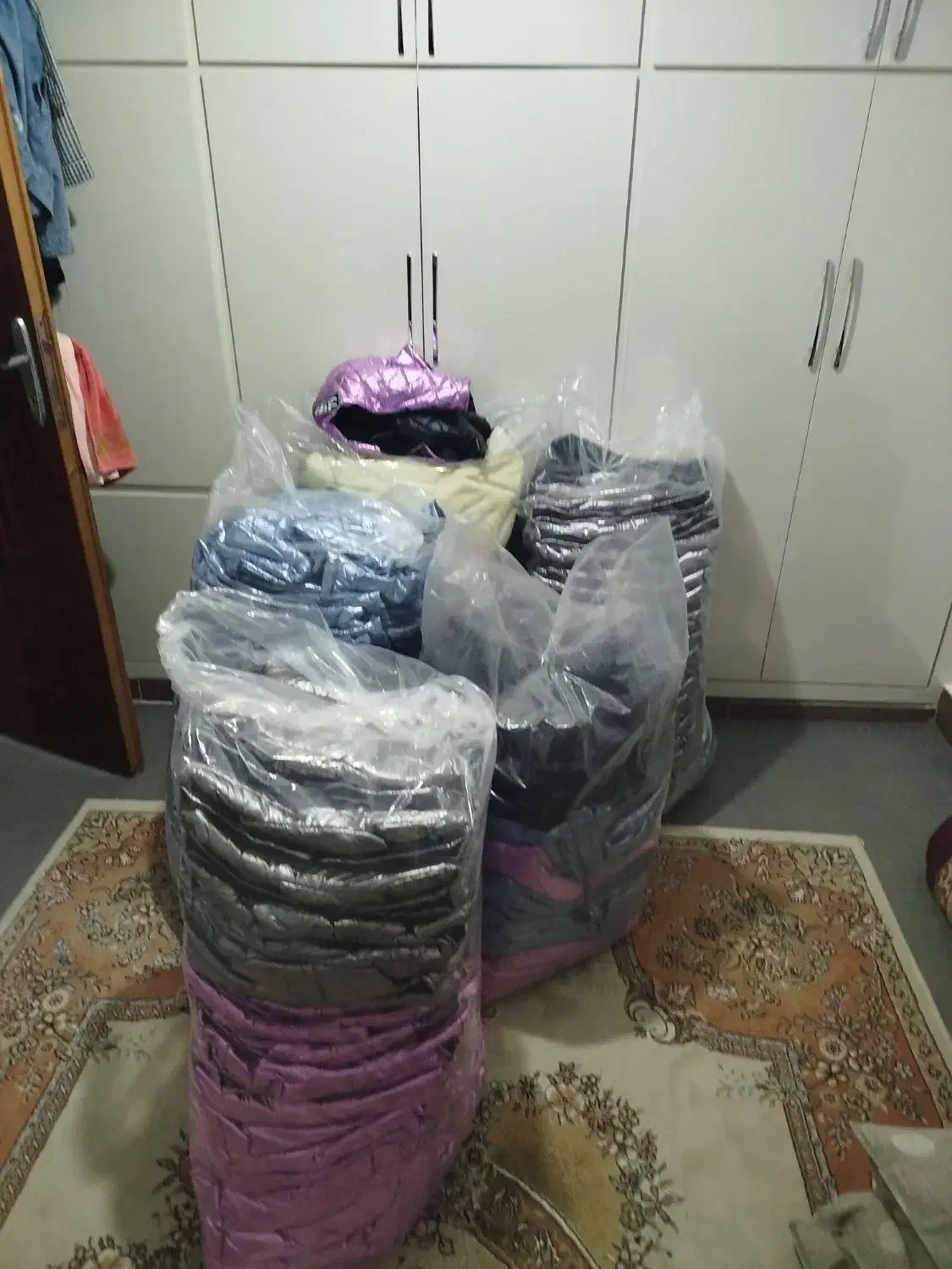 کاپشن بچه گانه و زنانه بصورت عمده با قیمت استثنایی|کفش و لباس بچه|گنبد کاووس, |دیوار