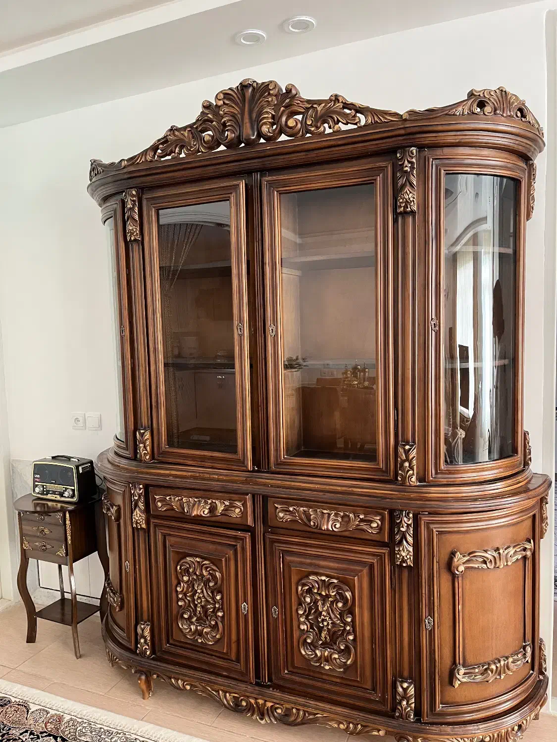 بوفه ی سلطنتی/کلاسیک|بوفه، ویترین، کنسول|بادرود, |دیوار