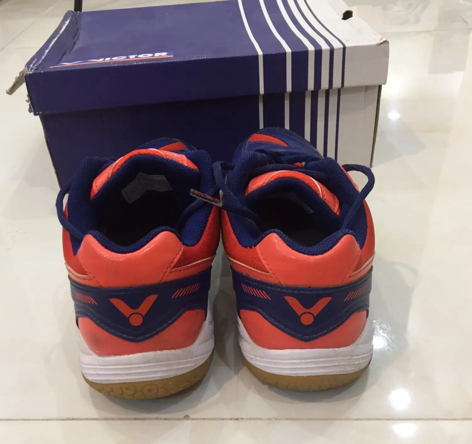 کفش بدمینتون برند ویکتور|کیف، کفش، کمربند|فولادشهر, C3|دیوار