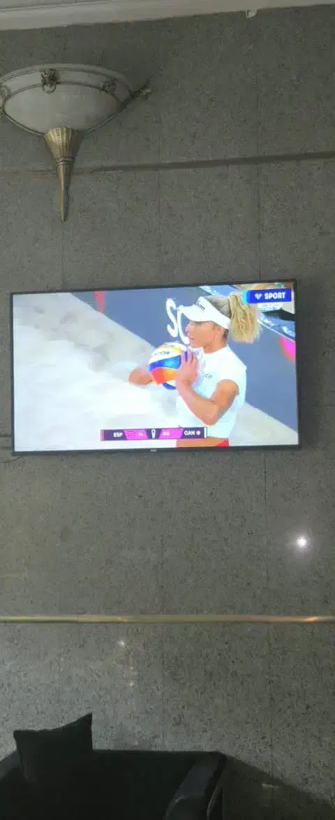 تلویزیون ۵۰ سام|تلویزیون و پروژکتور|تهران, یاخجی آباد|دیوار