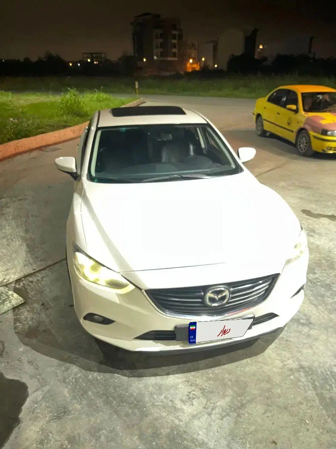 مزدا ۲۰۱۵ فول کامل باسانروف|خودرو سواری و وانت|رشت, کوی امام رضا|دیوار