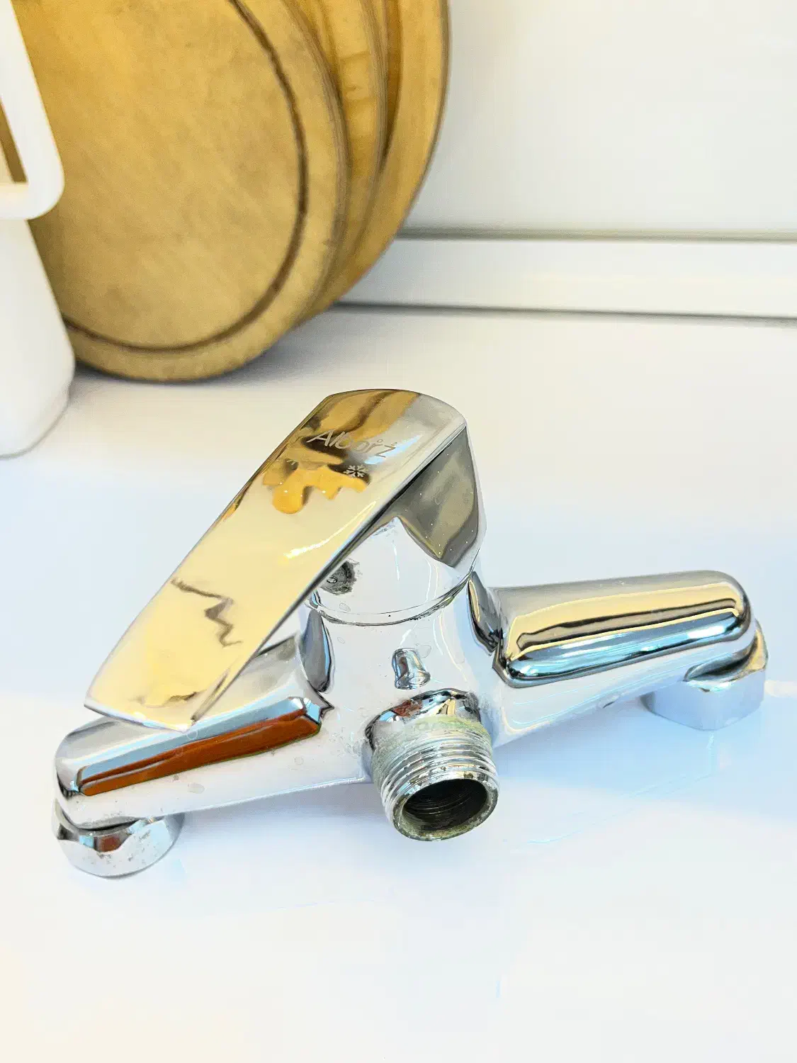 شیر الات|لوازم سرویس بهداشتی|بومهن, |دیوار