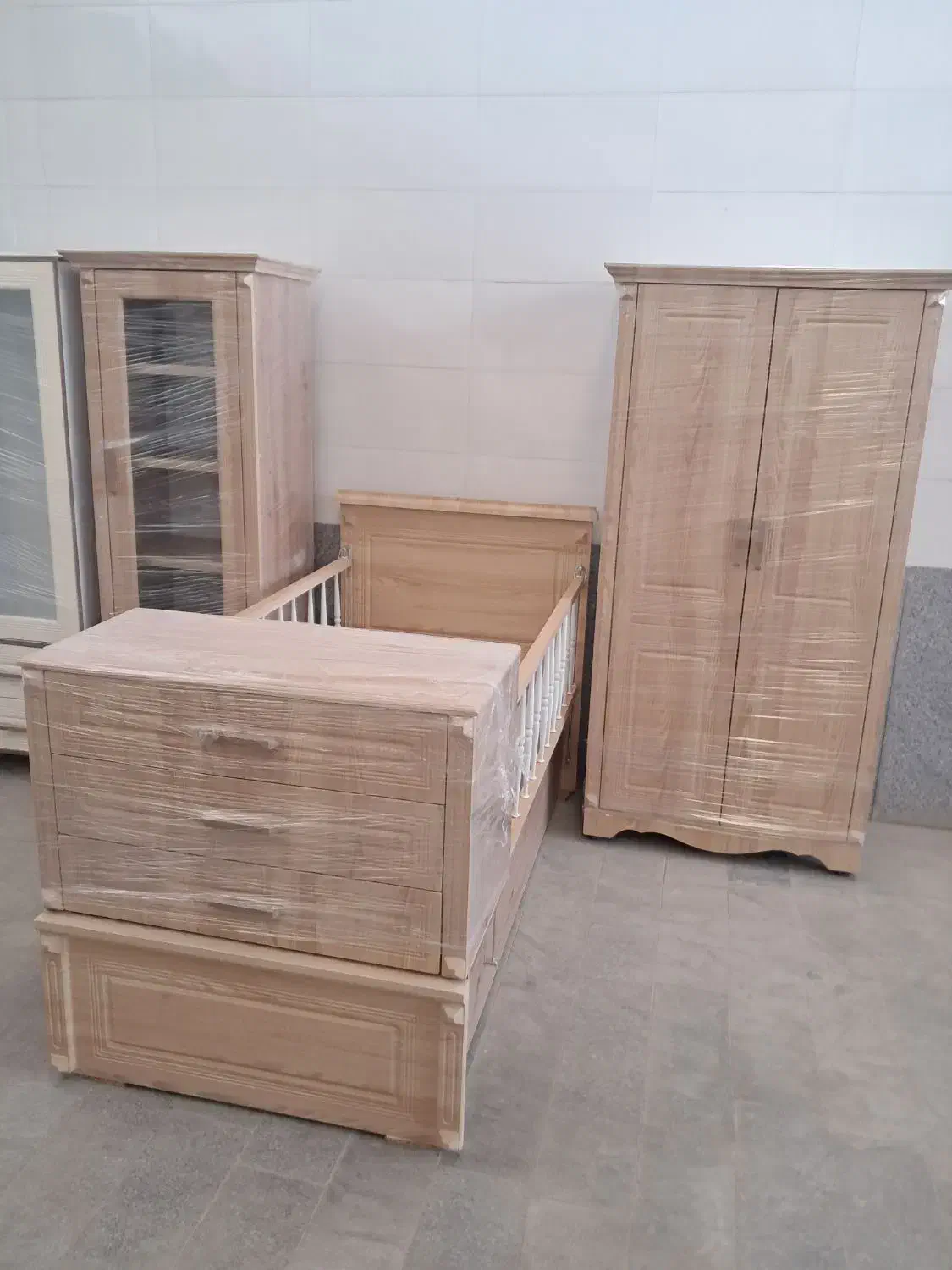 کمد سیسمونی نوزاد|تخت و سرویس خواب|مشهد, گرجی علیا|دیوار