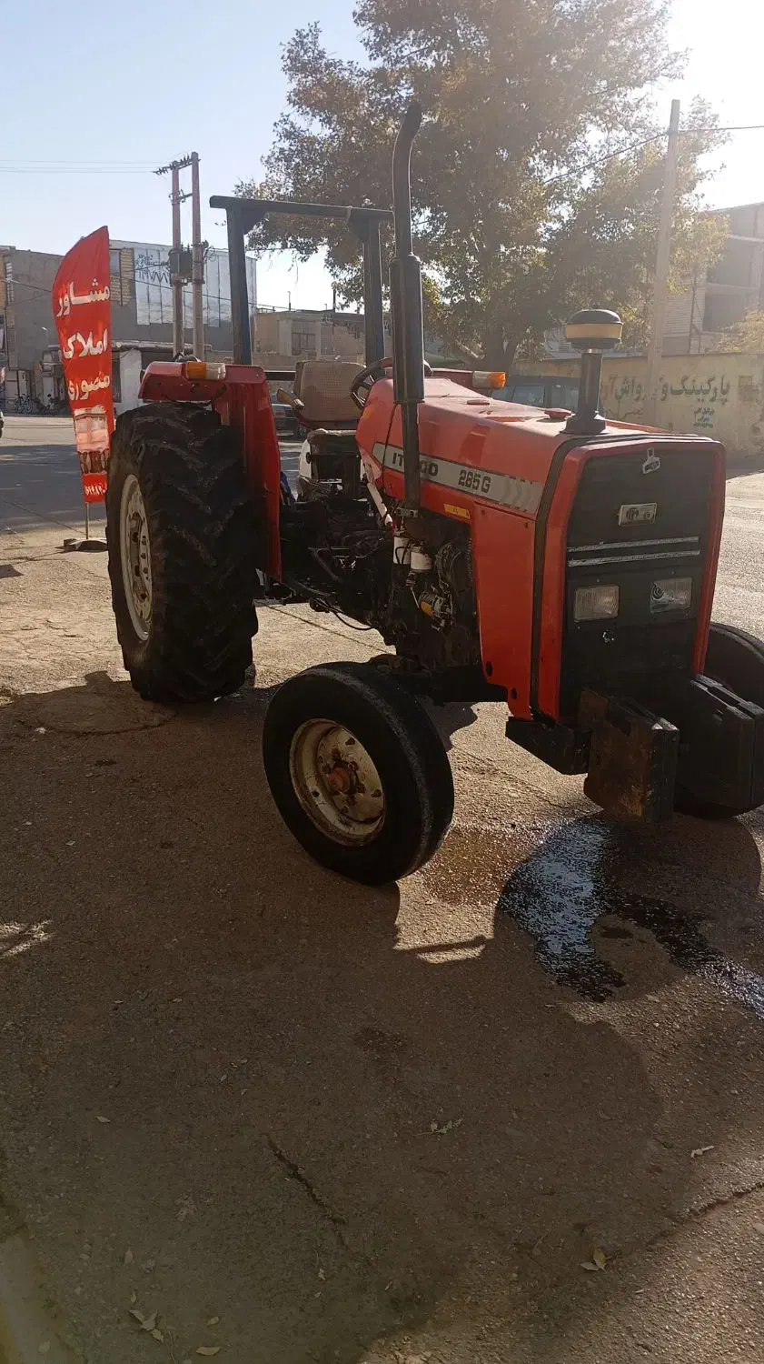 تراکتور مدل۹۲|خودرو سنگین|کوهدشت, |دیوار