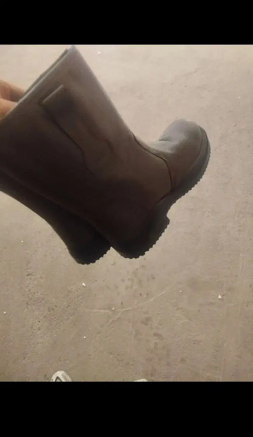 کفش کار تمام چرم|کیف، کفش، کمربند|بیجار, |دیوار