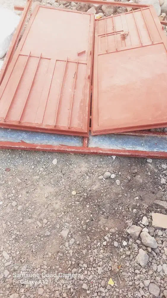 در آهنی میرجاوه|مصالح و تجهیزات ساختمان|میرجاوه, |دیوار