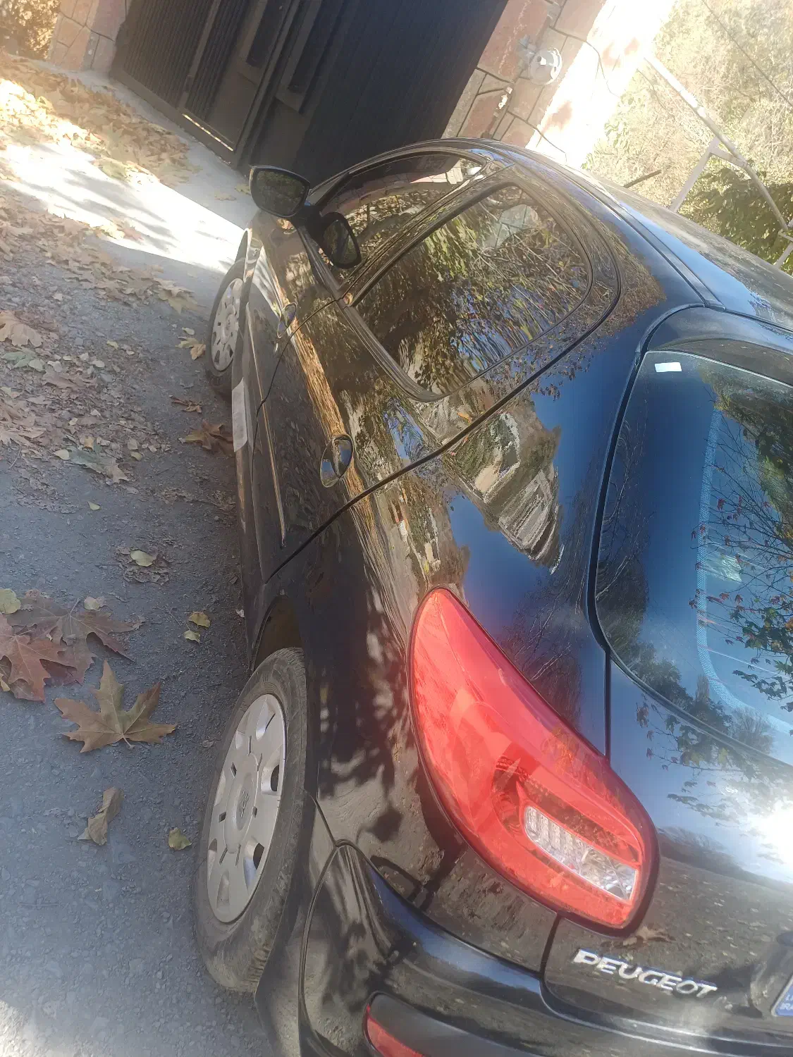 پژو۲۰۷مشگی متالیک|خودرو سواری و وانت|ملکآباد, |دیوار