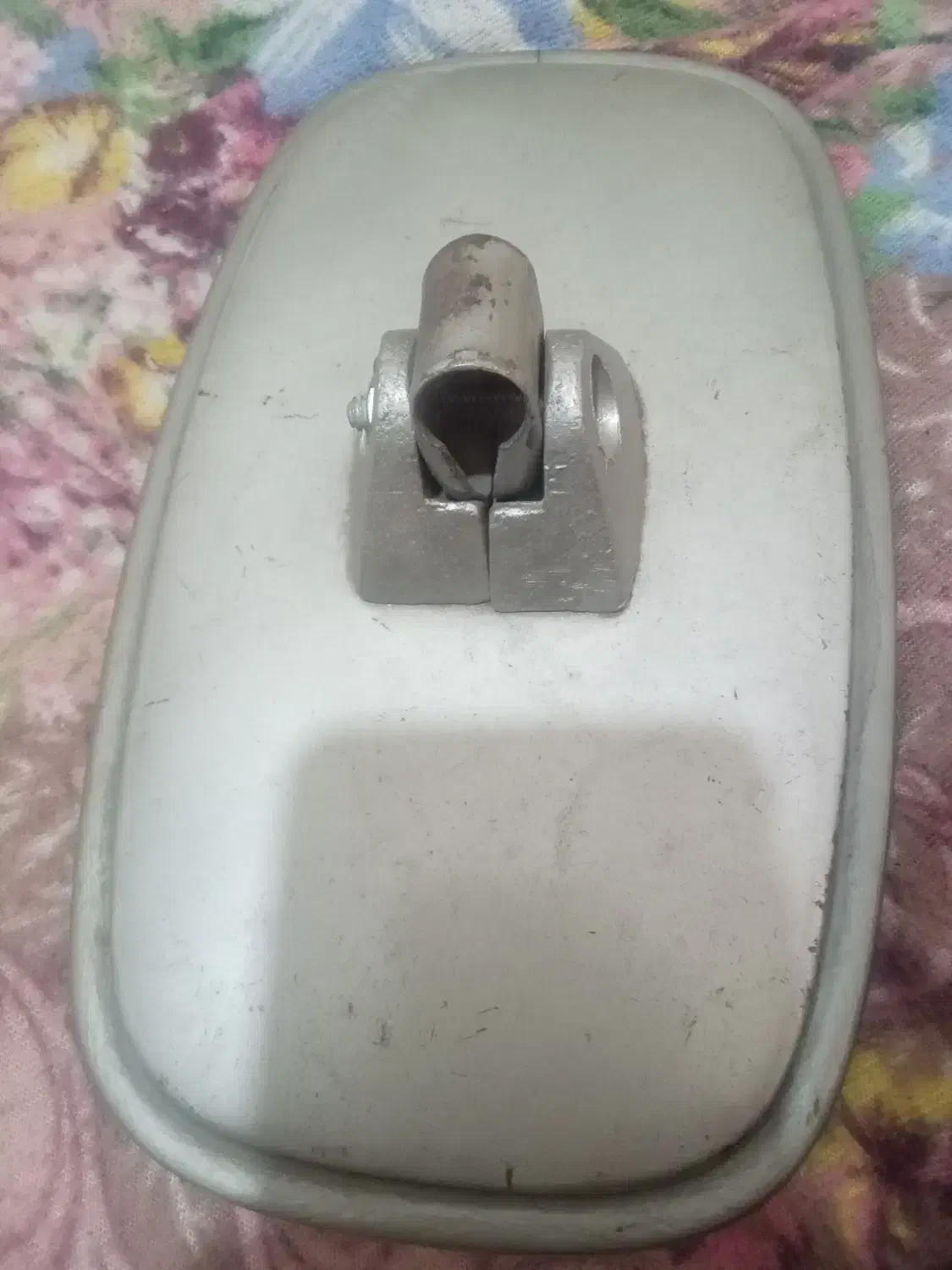 یک عدد اینه بغل اتوبوس مینی بوس خاور|قطعات یدکی و لوازم جانبی|شاهین‌شهر, خانه کارگر|دیوار