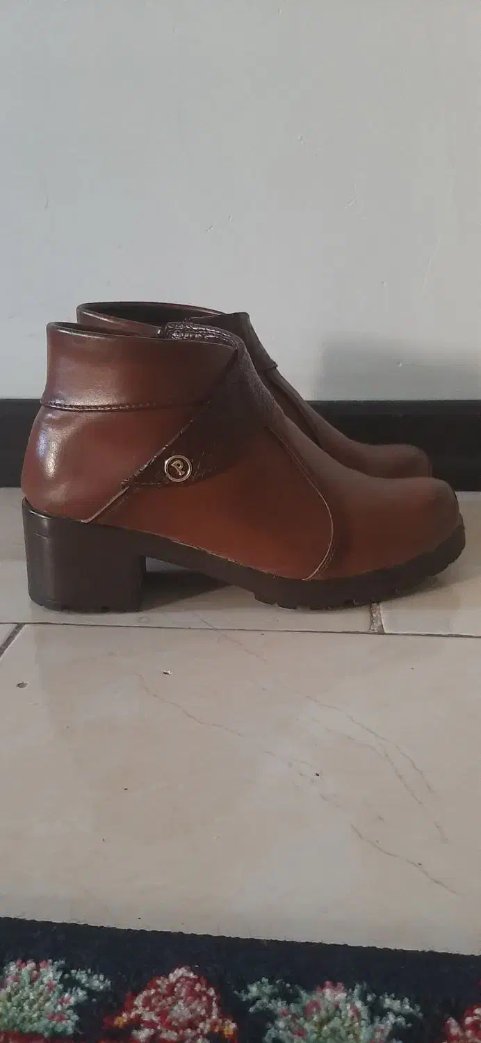 نیم بوت سایز ۳۸|کیف، کفش، کمربند|محمدشهر, ولدآباد|دیوار