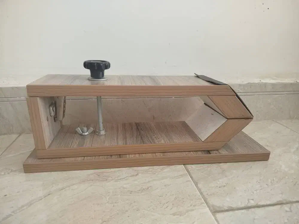 گیره پاسبی مخصوص چرم دوزی|ابزارآلات|رشت, فلسطین|دیوار