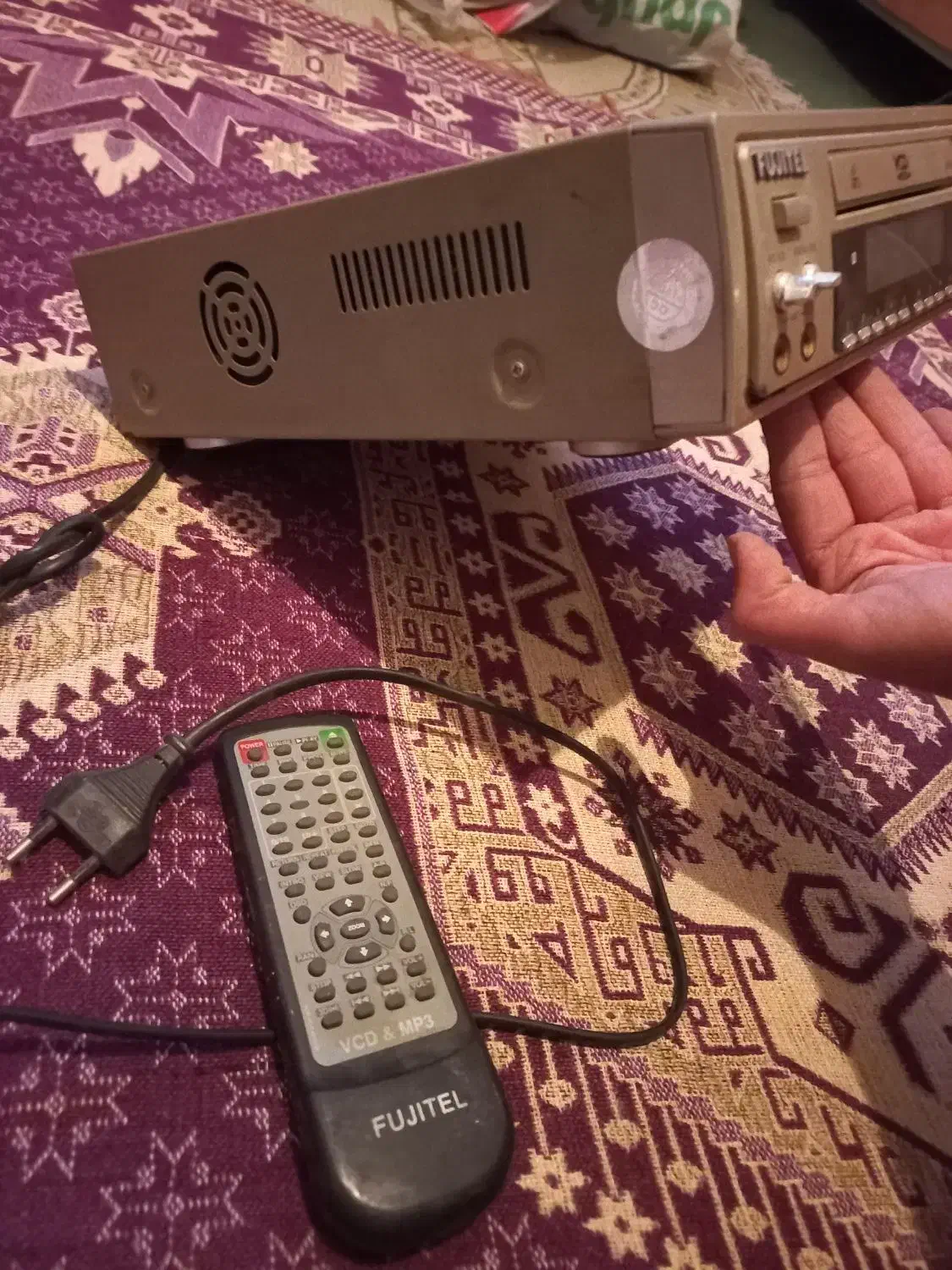 دستگاه پخش سی دی|سیستم صوتی خانگی|مبارکه, |دیوار