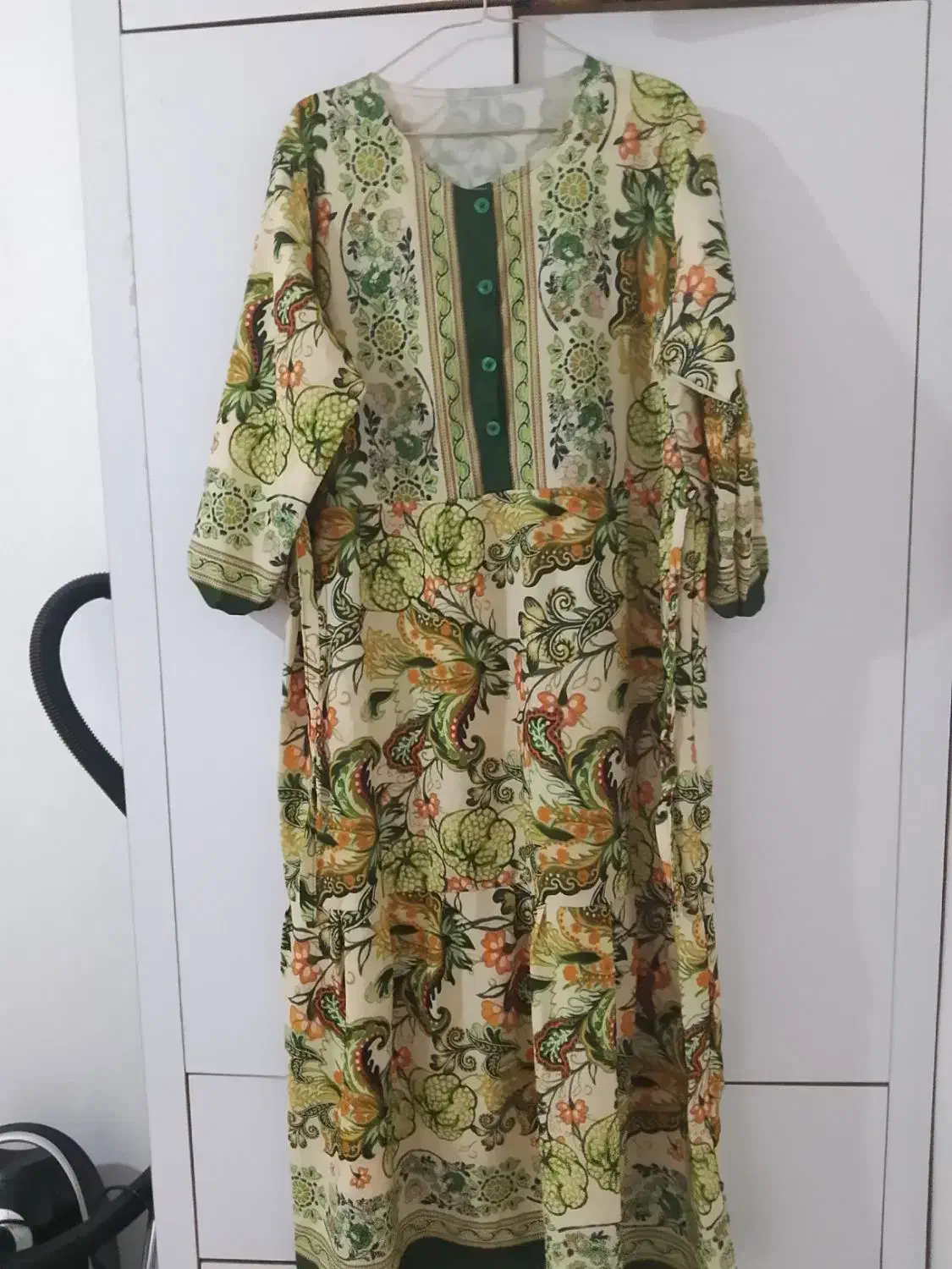 چندتاساحلی از مغازه مونده ب قیمت  پایین|لباس|بهارستان, |دیوار