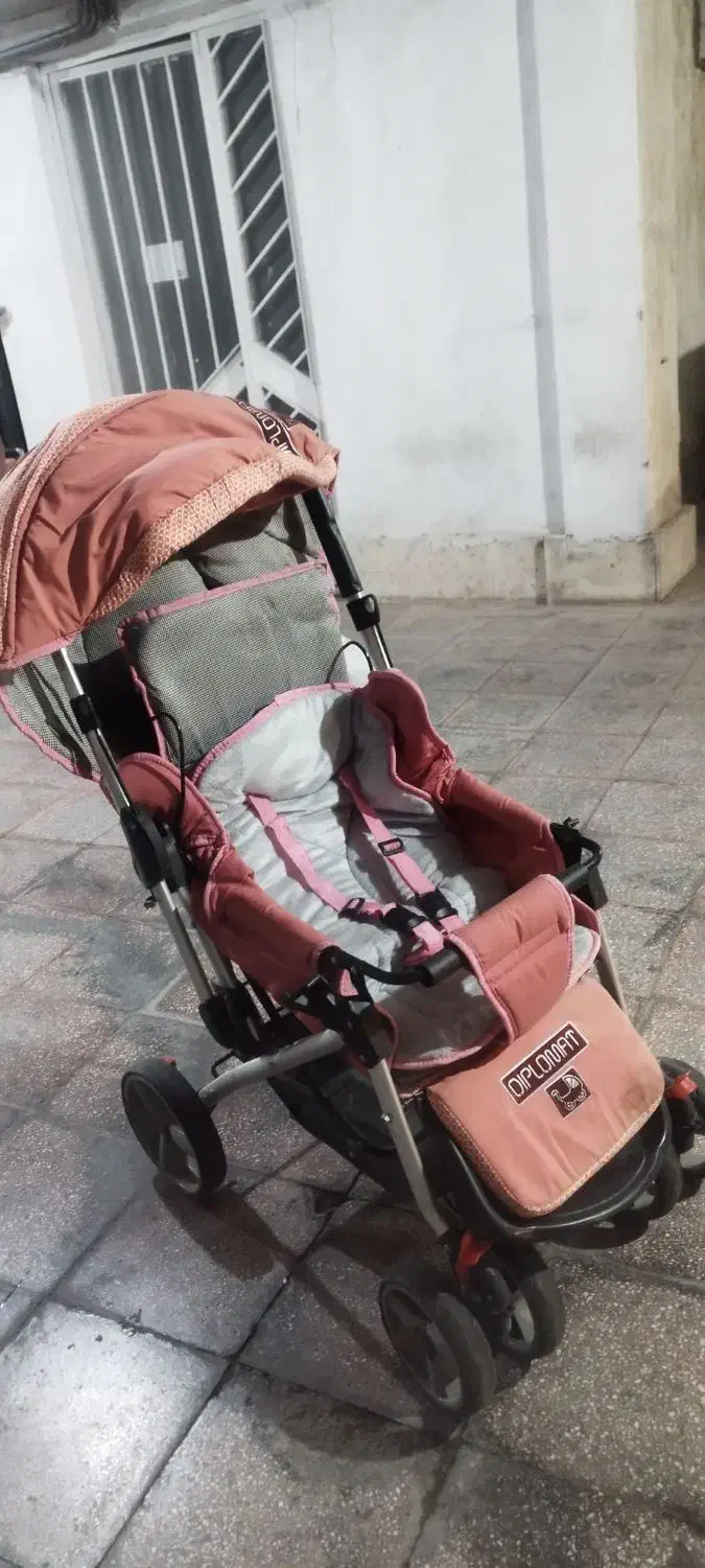 کالسکه و رورویک و کریر قیمت بسیار مناسب|کالسکه و لوازم جانبی|پرند, فاز ۰|دیوار