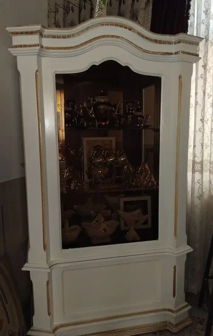 بوفه خیلی شیک وتمیز|بوفه، ویترین، کنسول|محمدیه-قزوین, |دیوار