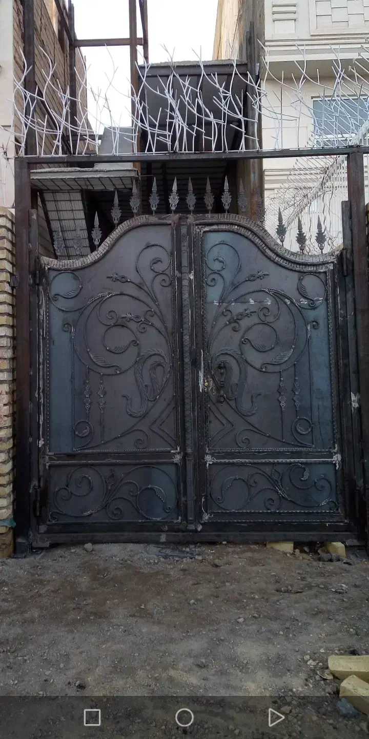 جوشکاری. سقف های مرغداری نرده نصب درب باغی .تخریب.|خدمات پیشه و مهارت|سبزوار, طبرسی (جعفرآباد)|دیوار