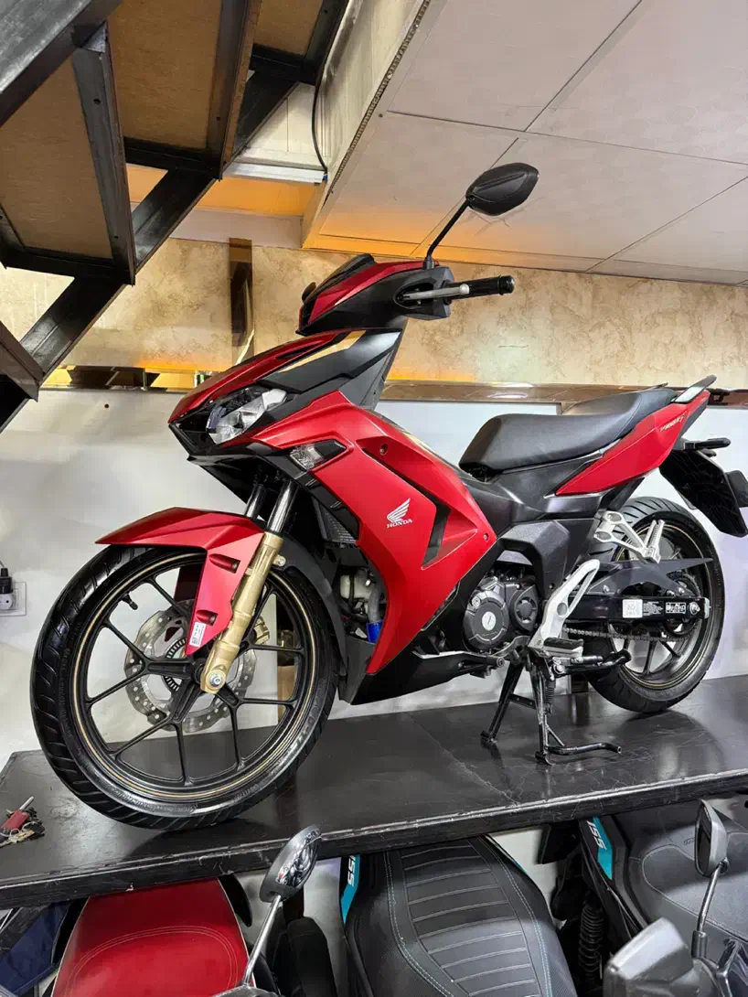 وینر|موتورسیکلت|شهریار, شهریار|دیوار