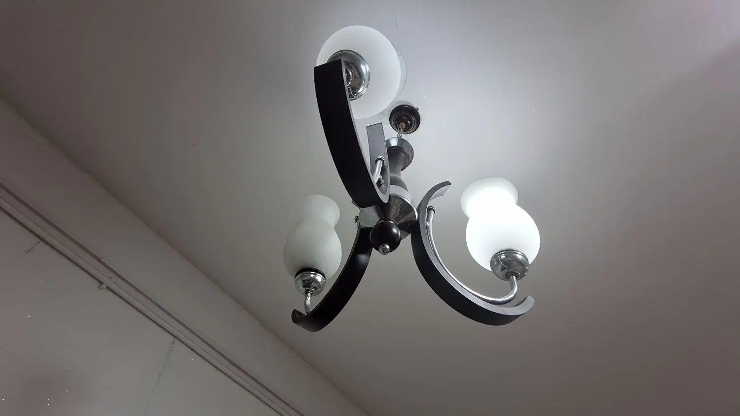 لوستر سالم|لوستر و چراغ آویز|شیراز, منطقه هوایی شهید دوران|دیوار