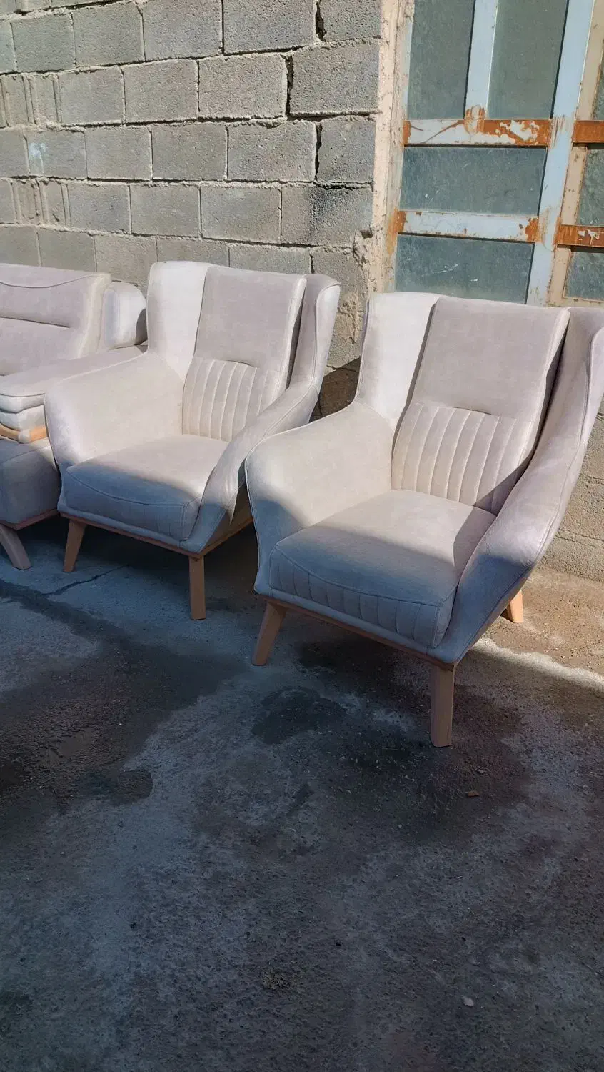 مبل نگین / تکرنگ / تولیدی مبلمان|مبلمان خانگی و میز عسلی|شیراز, سلطان آباد|دیوار