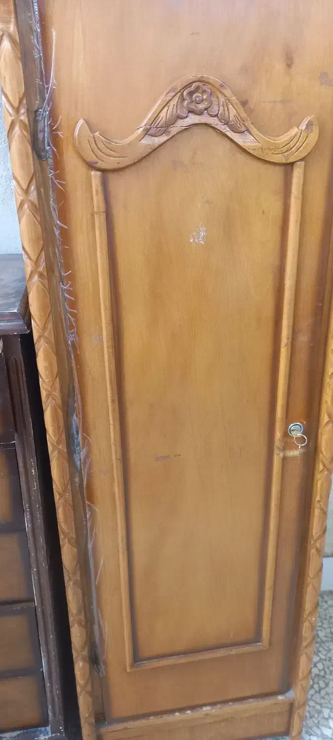 دو عدد کمد لباس و یک عدد دلاور ۶ کشوه|جاکفشی، کمد، دراور|کاشان, درب اصفهان|دیوار