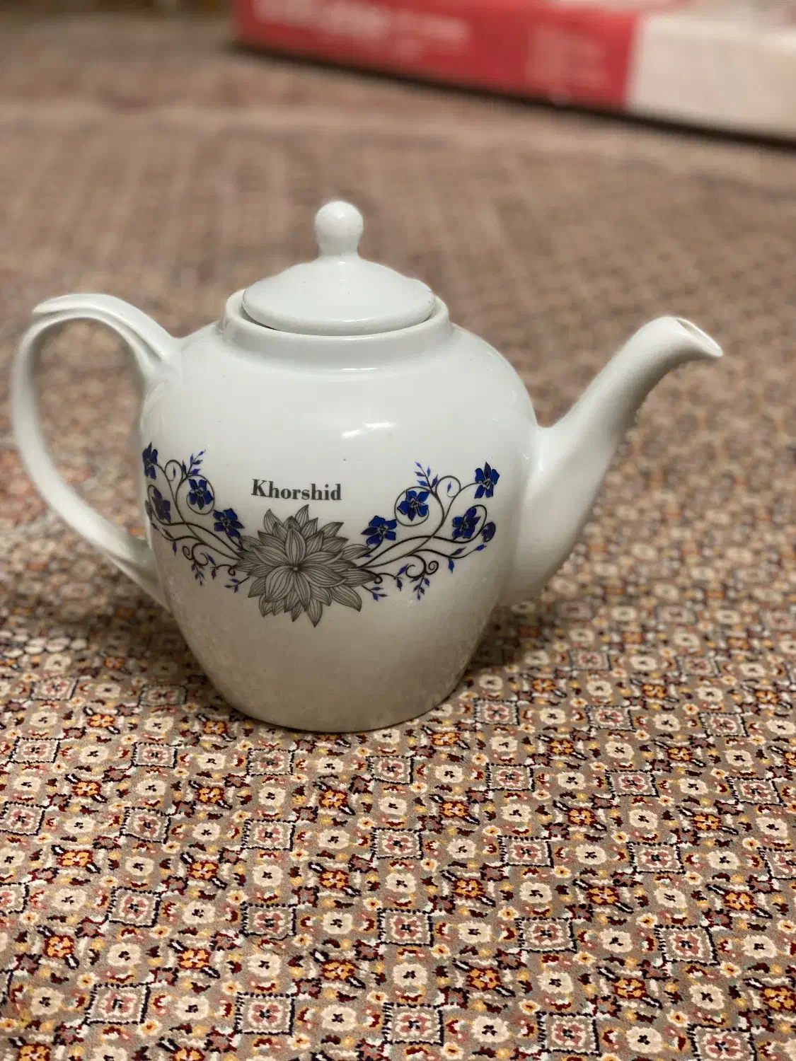 قوری برقی|قوری، کتری، قهوه‌ساز دستی|اندیشه, اندیشه فاز ۱|دیوار