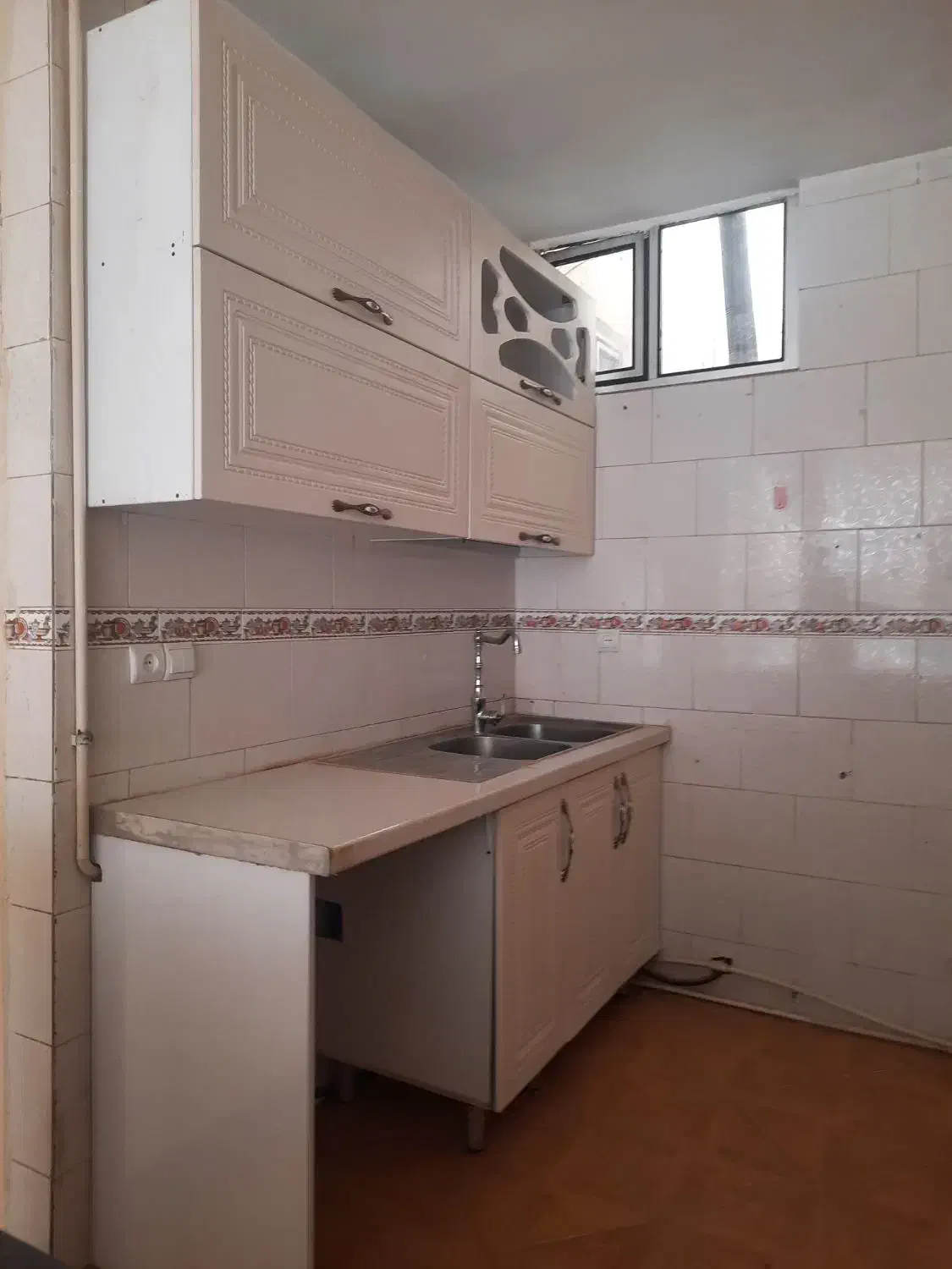 اجاره ۱۲۰متر ویلایی/ دربستی و ماشین رو|اجارهٔ خانه و ویلا|اسلام‌شهر, شهرک سعیدیه|دیوار