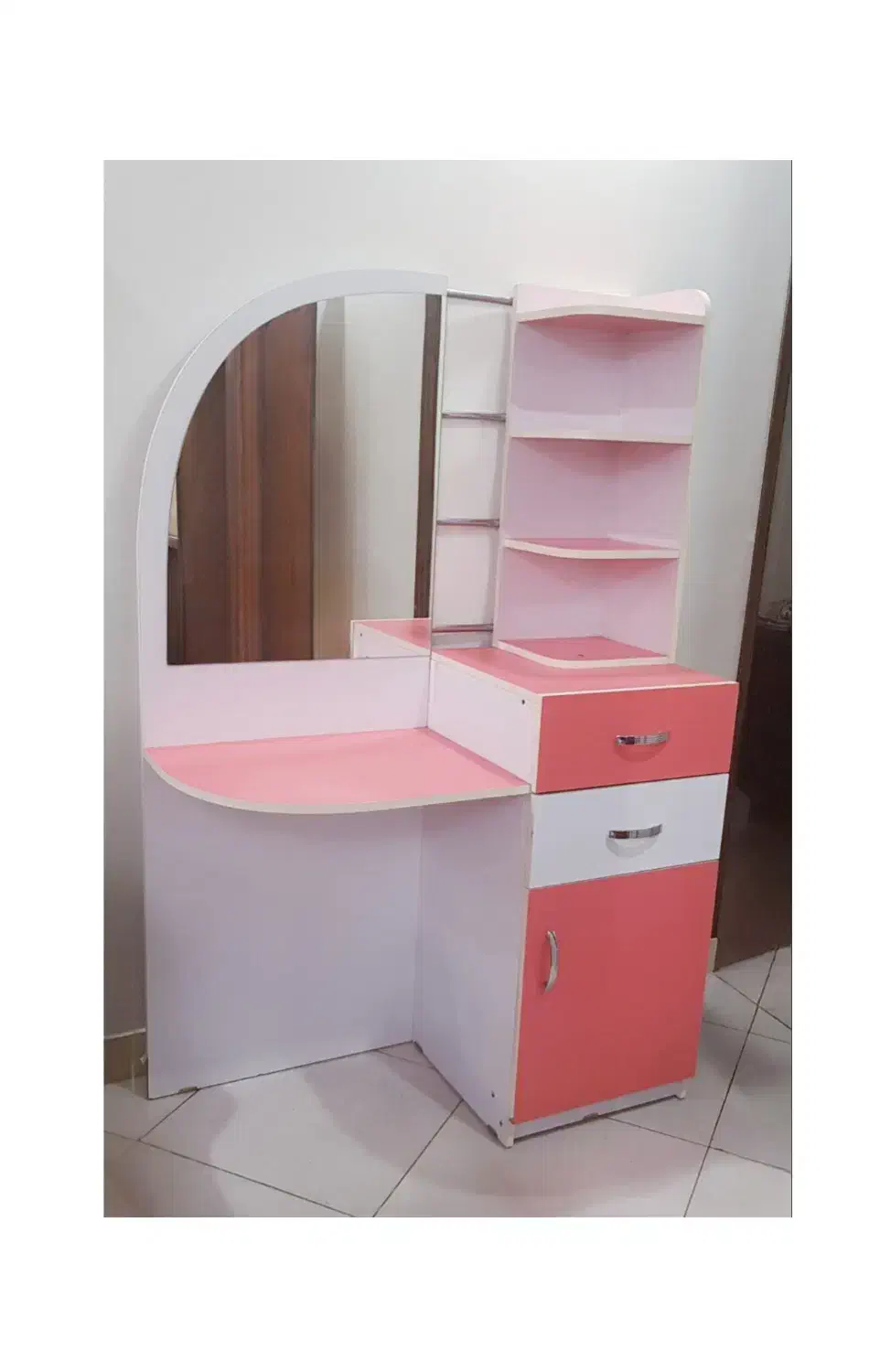 میز آرایش کودک|اسباب و اثاث بچه|تهران, امام حسین|دیوار