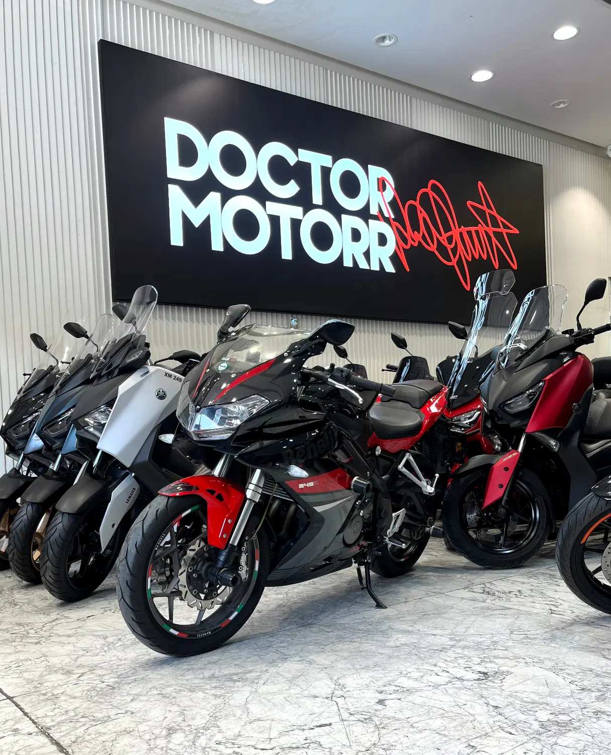 فروشگاه دکتر موتور / benelli RC 300|موتورسیکلت|تهران, جمهوری|دیوار
