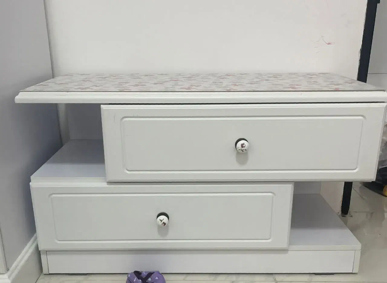 تخت کودک و نوجوان برند معروف آپادانا|تخت و سرویس خواب|آمل, |دیوار