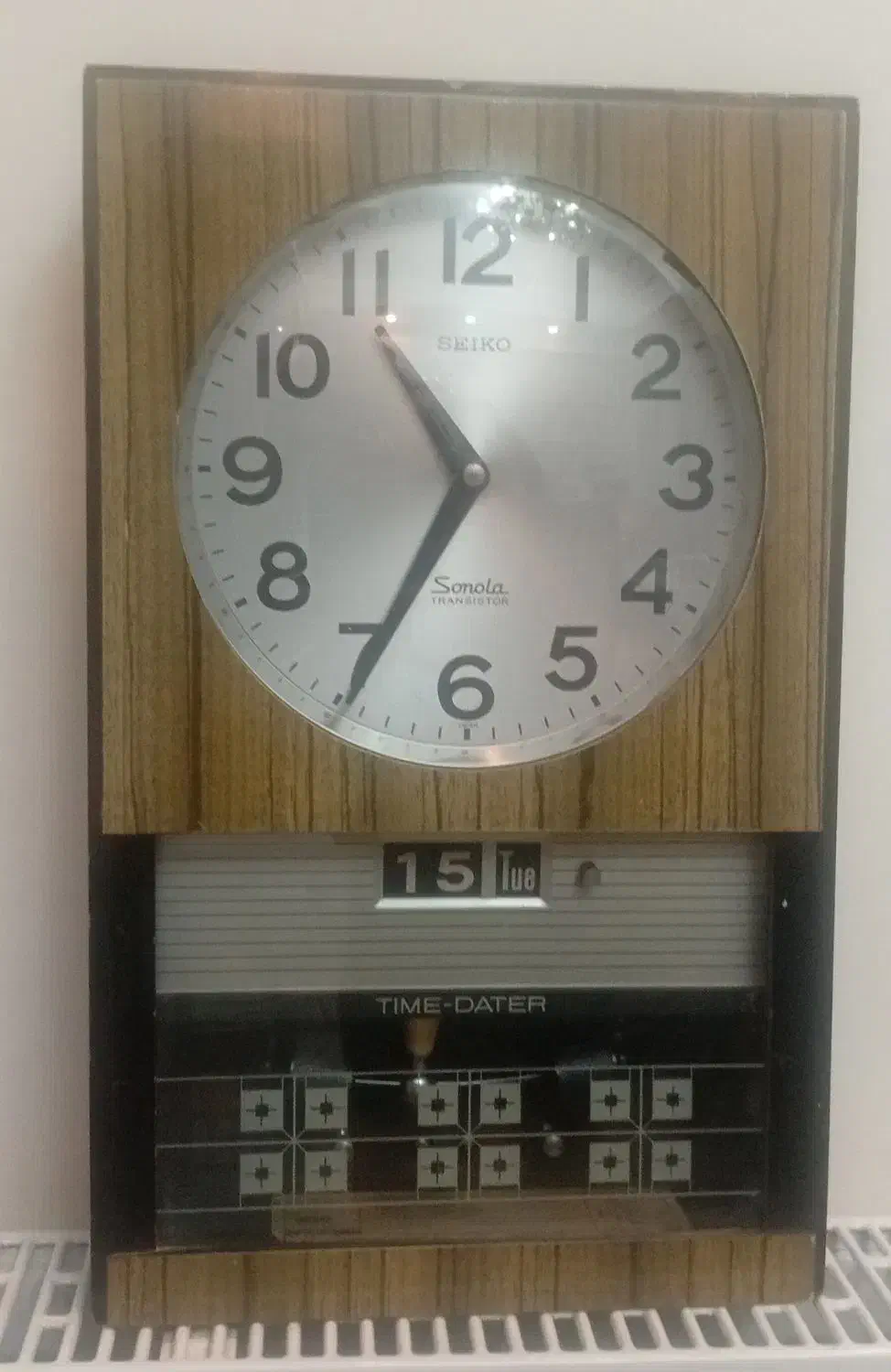 ساعت دیواری قدیمی|کلکسیون اشیاء عتیقه|کرج, شهرک بنفشه|دیوار