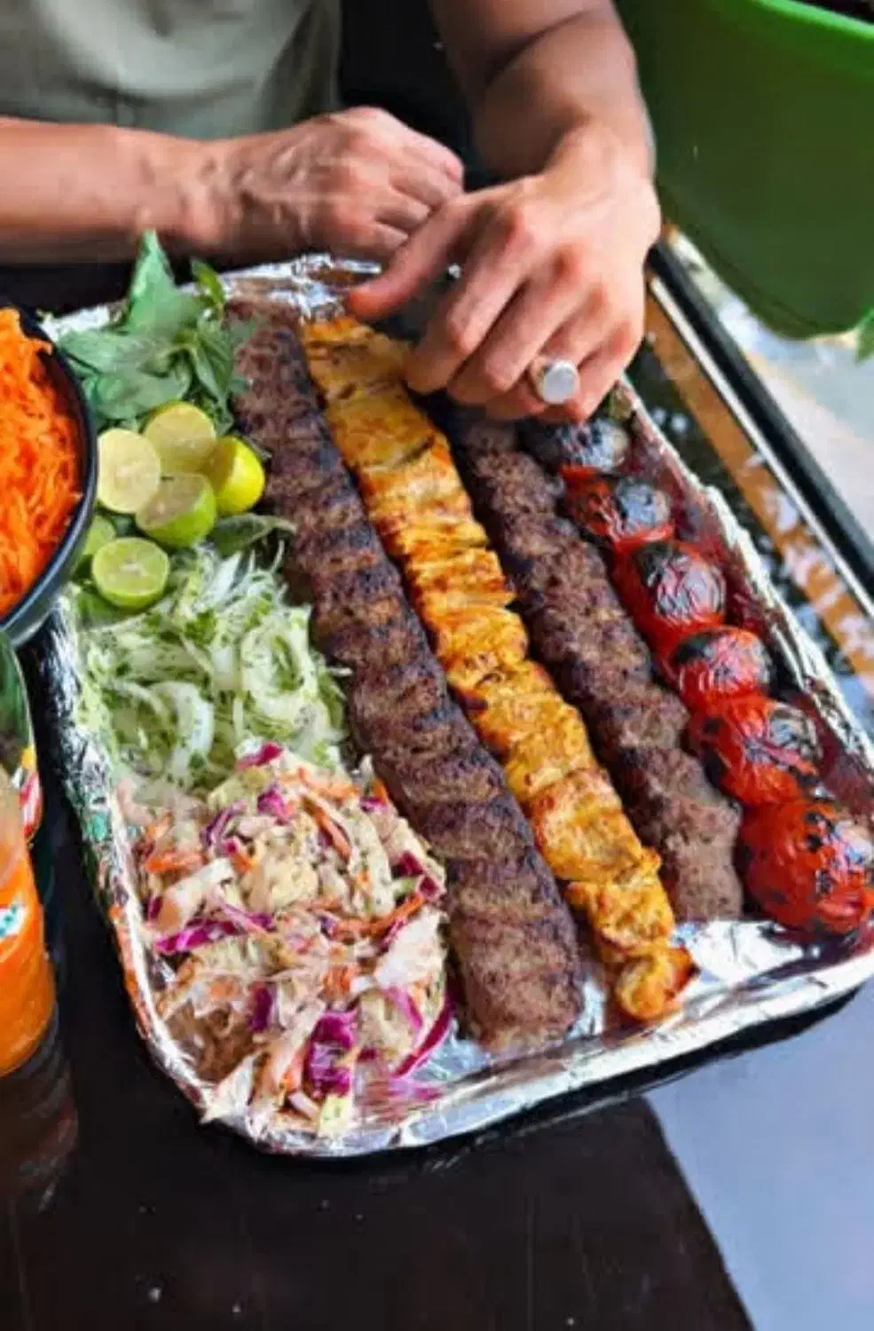 خبر ویژه توجه کنید ب راحتی رد نشین از این اگهی|کافی‌شاپ و رستوران|آران و بیدگل, |دیوار