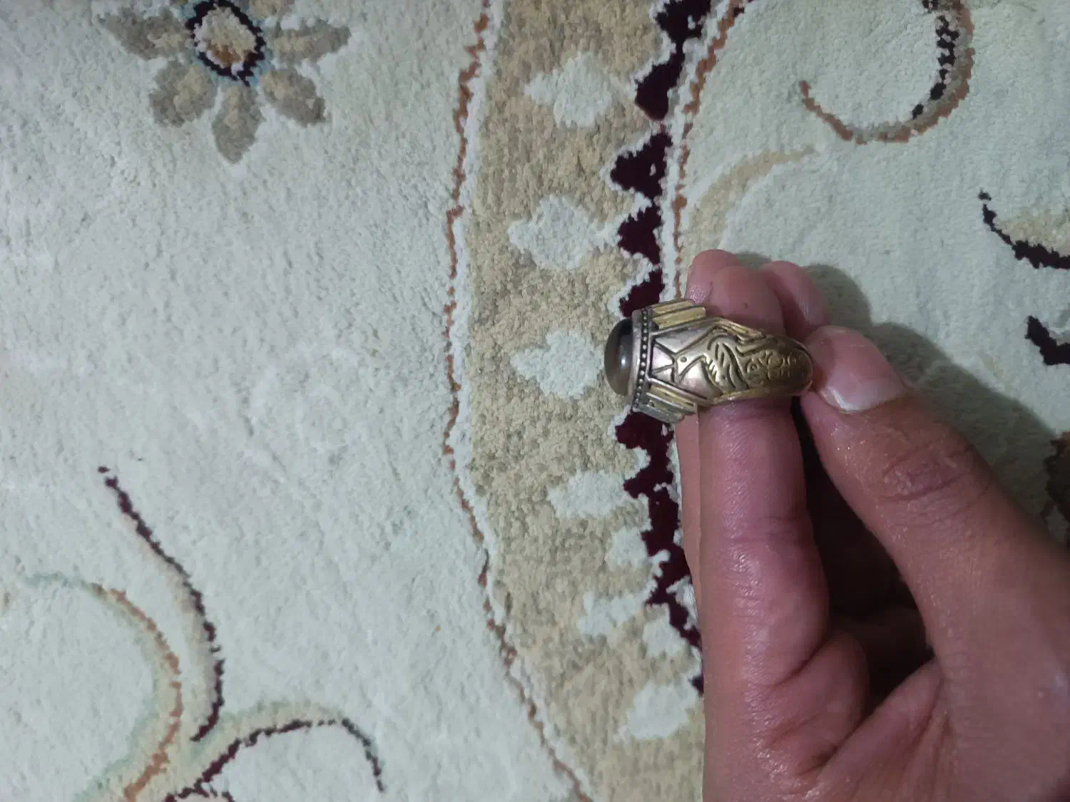 انگشتر نقره|کلکسیون اشیاء عتیقه|کبودرآهنگ, |دیوار