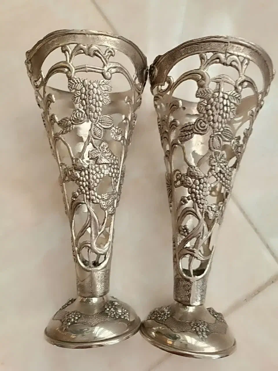 جا گلدانی سیلور قدیمی|کلکسیون اشیاء عتیقه|بروجن, |دیوار