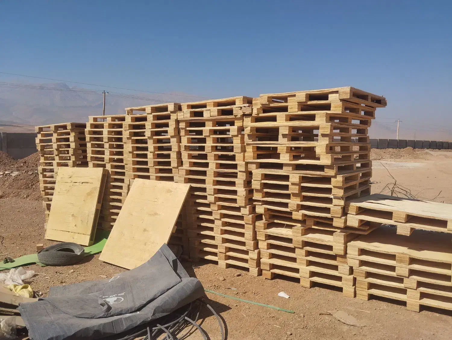 پالت چوبی فشرده|عمده‌فروشی|پادنا, |دیوار