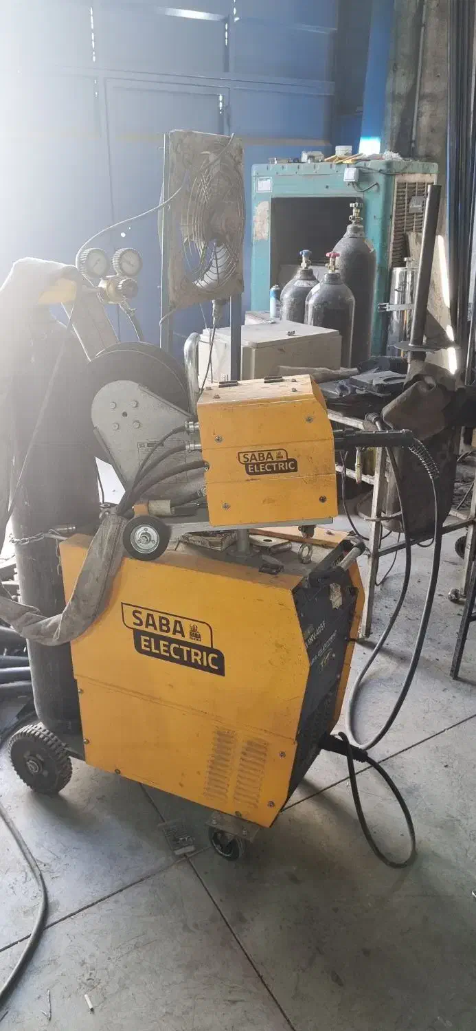 نیروی جوشکار co2 کار بلد|استخدام صنعتی، فنی، مهندسی|خمینی‌شهر, |دیوار