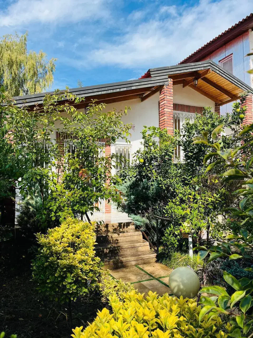 ویلا پیلوت باغی خوش قیمت شهرکی منطقه برند امیراباد|فروش خانه و ویلا|نور, |دیوار