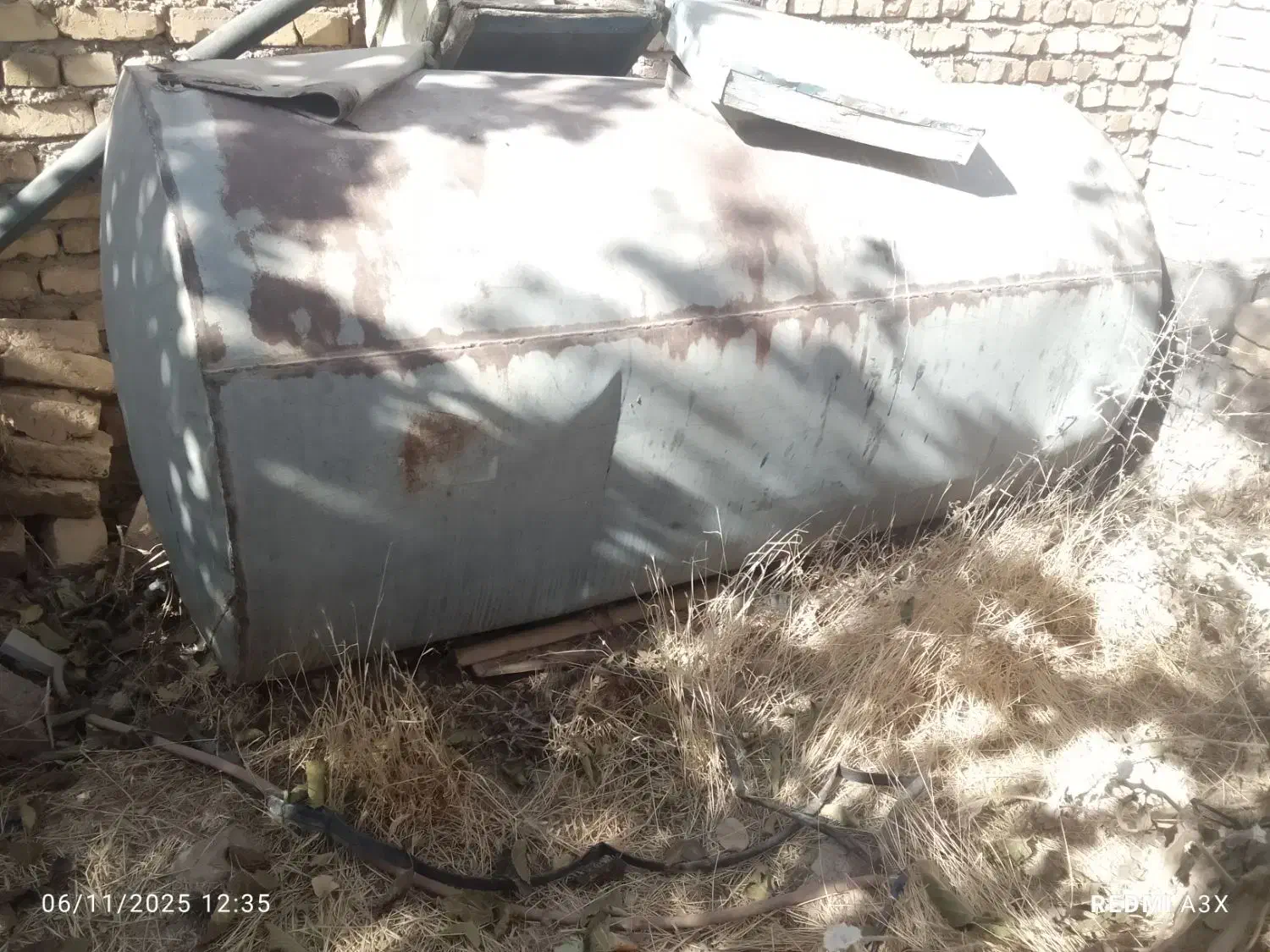 تانکر آب بشرط سالم و گالوانیزه ضخیم|ماشینآلات صنعتی|قیدار, |دیوار