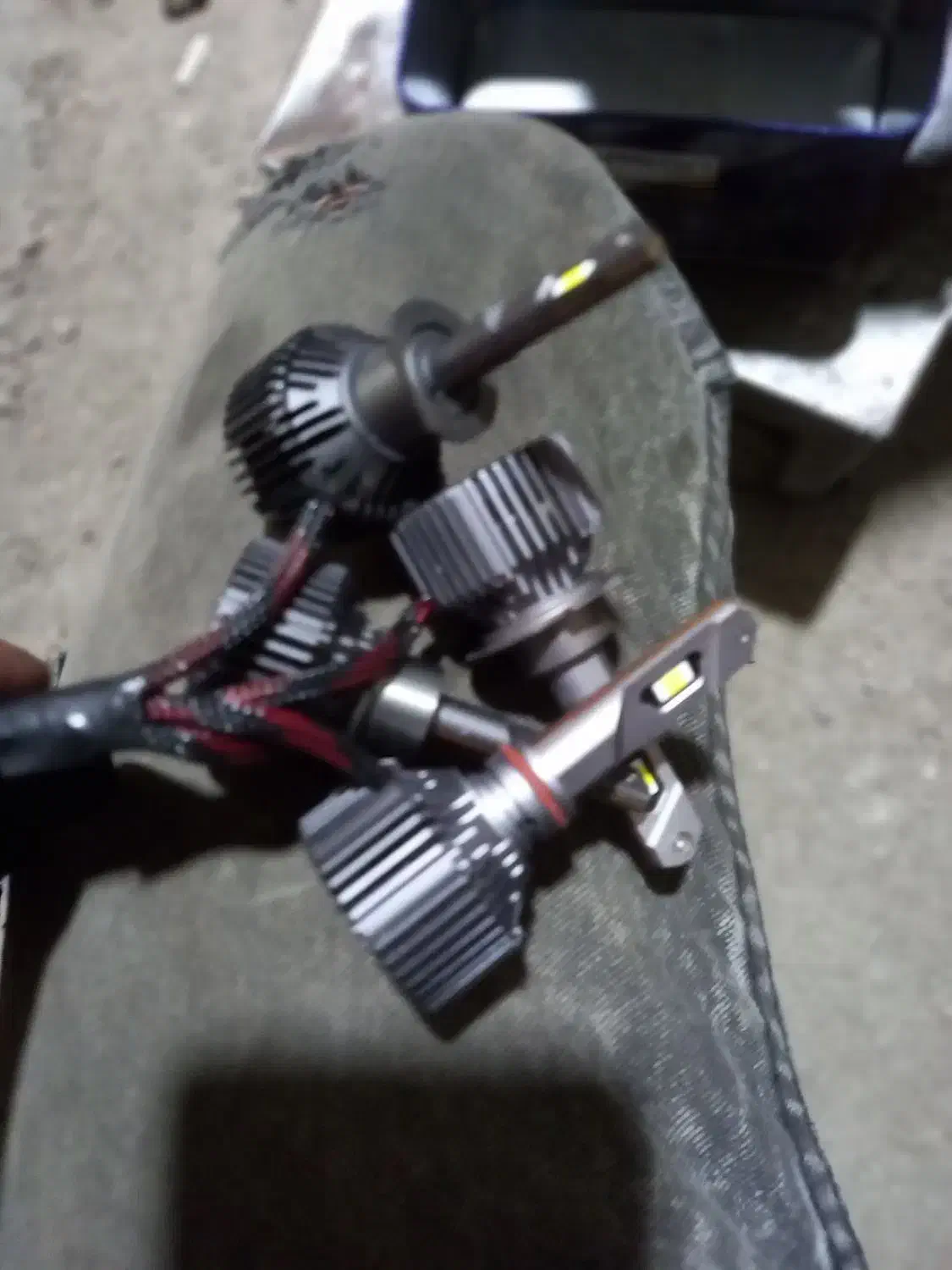 چراغ هدلایت|قطعات یدکی و لوازم جانبی|باوی, |دیوار