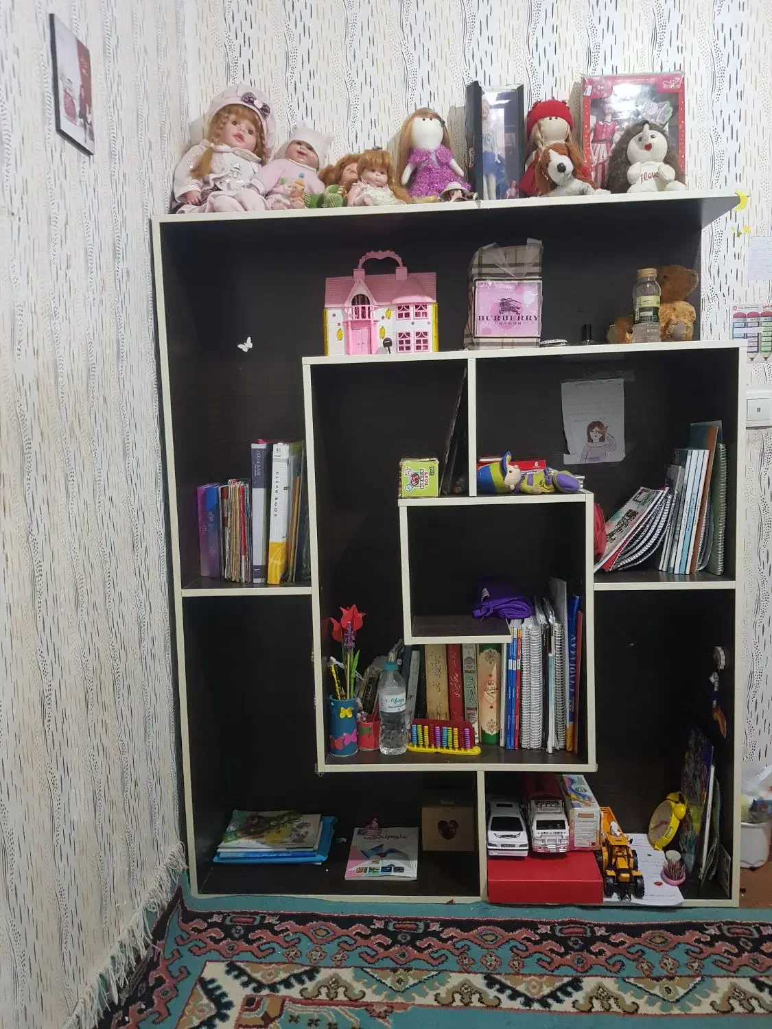 کتابخانه|کتابخانه، شلف، قفسه‌های دیواری|نظرآباد, نظرآباد|دیوار