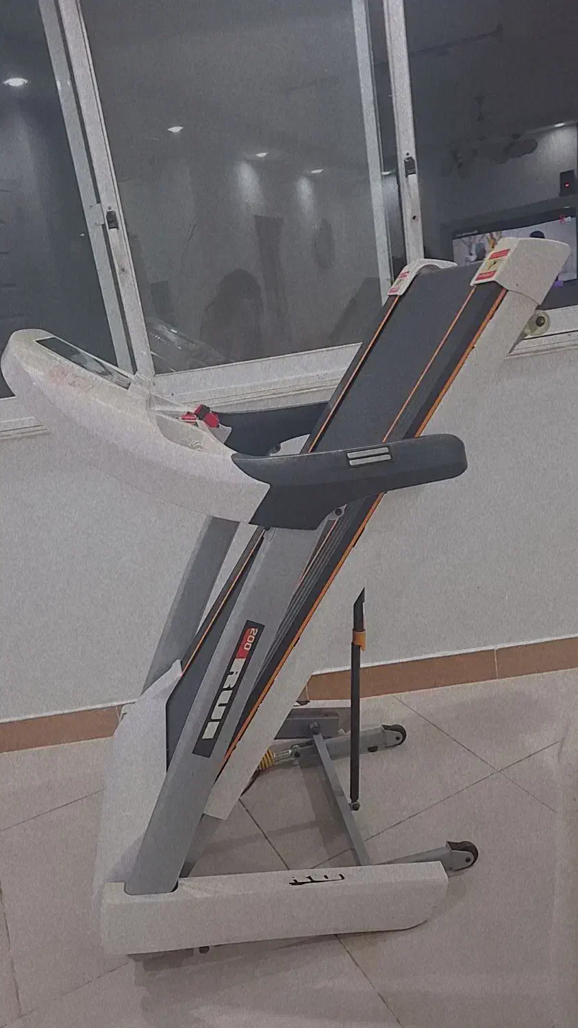 تردمیل کاملا سالم|تجهیزات ورزشی|لاهیجان, بازکیاگوراب|دیوار