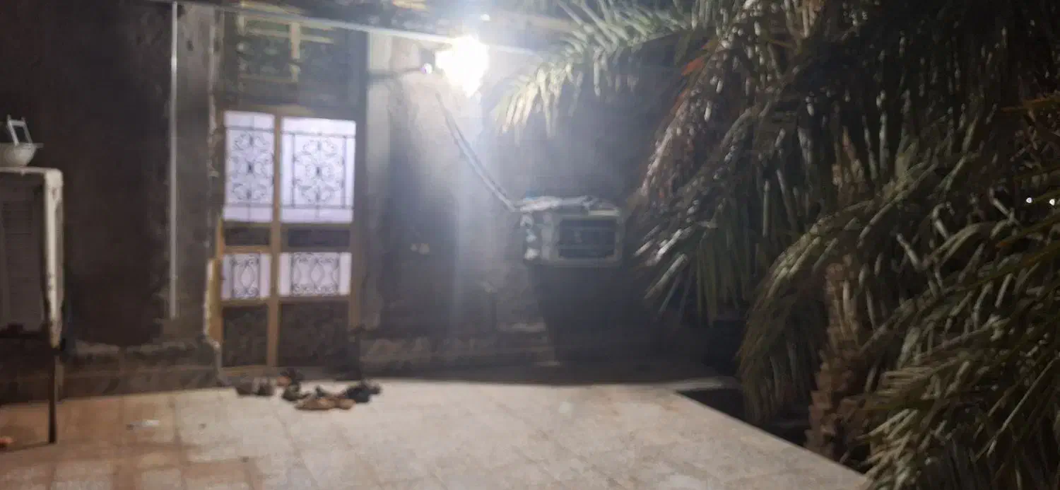 فروش زمین وخونه ۱۰۰متری آب گازبرق همچیزش درسته|فروش خانه و ویلا|فهرج, |دیوار