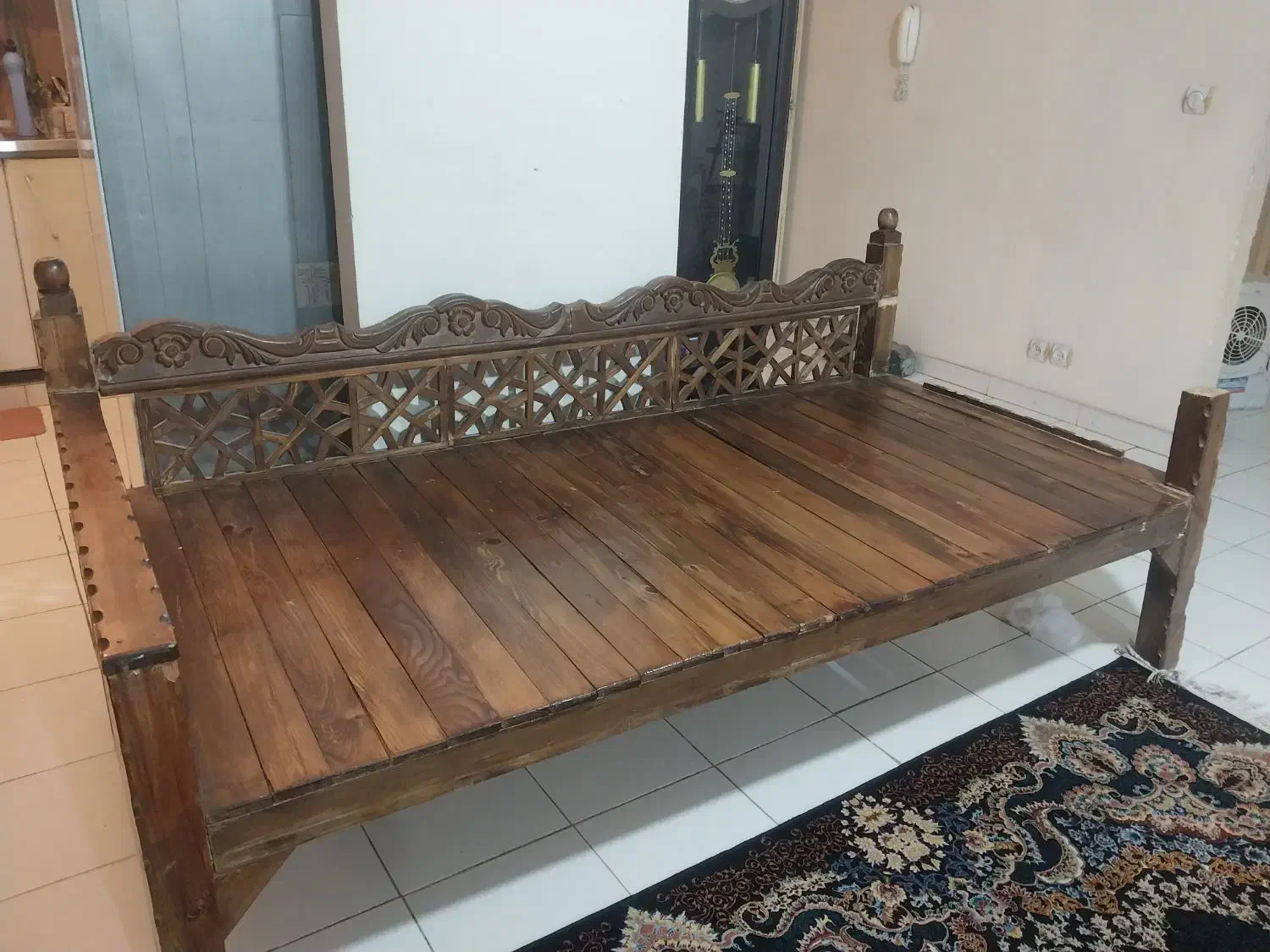 تخت سنتی|مبلمان خانگی و میز عسلی|هشتگرد, فاز ۳ مهستان|دیوار