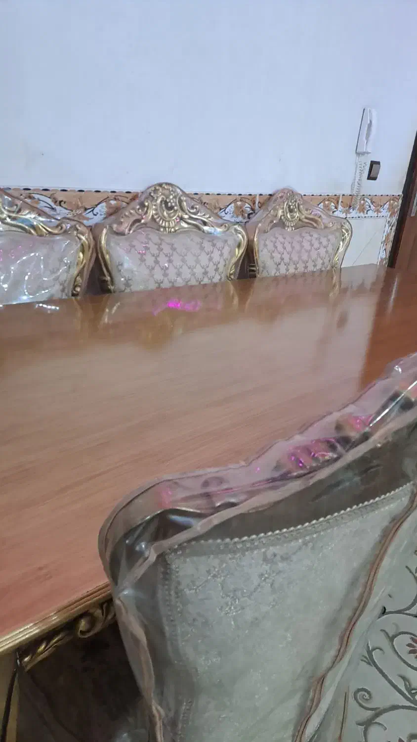 میز ناهار خوری ۸ نفره سلطنتی|میز و صندلی غذاخوری|ورامین, خورین|دیوار