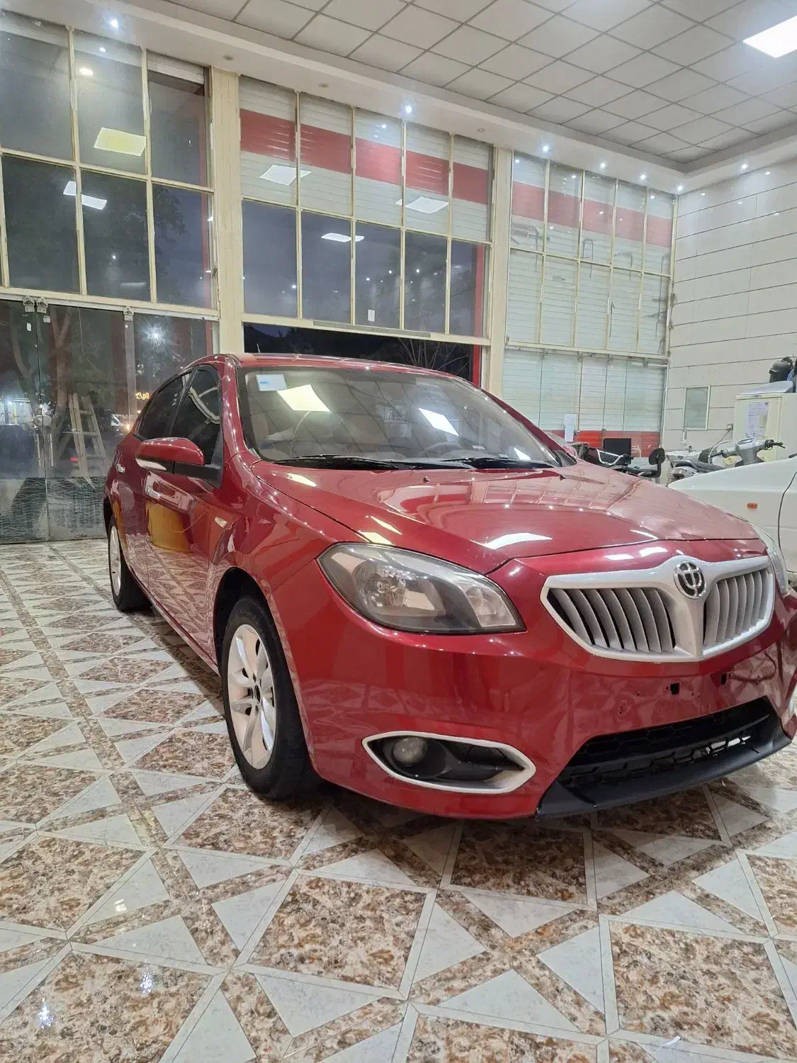 برلیانس h320 اتومات مدل ۹۴|خودرو سواری و وانت|تربتحیدریه, آسایش|دیوار